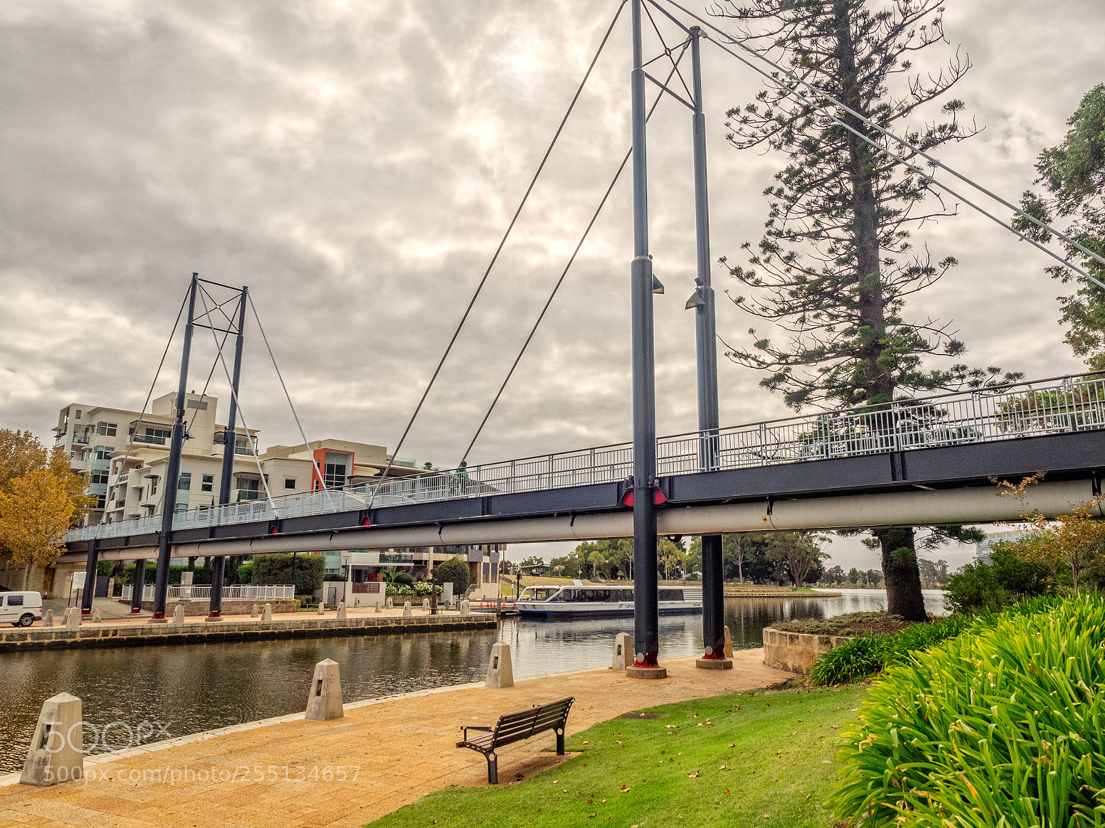 Olympus OM-D E-M1 sample photo. Claisebrook cove photography