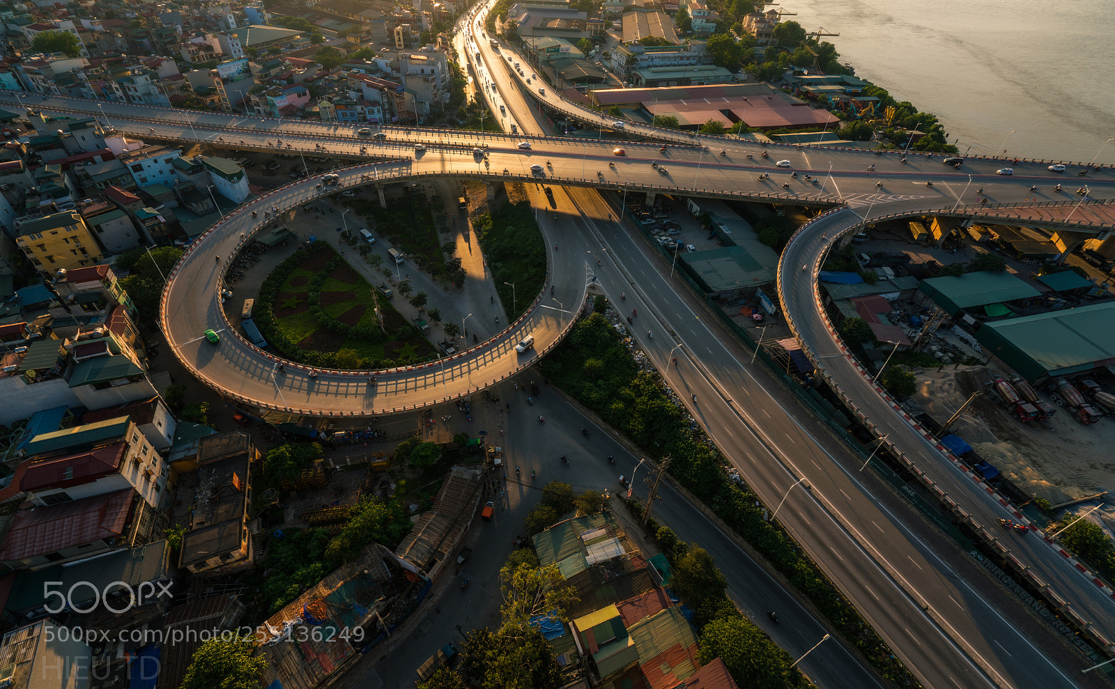 Sony a7R II sample photo. Hanoi 16 ( vinh tuy bridge) photography