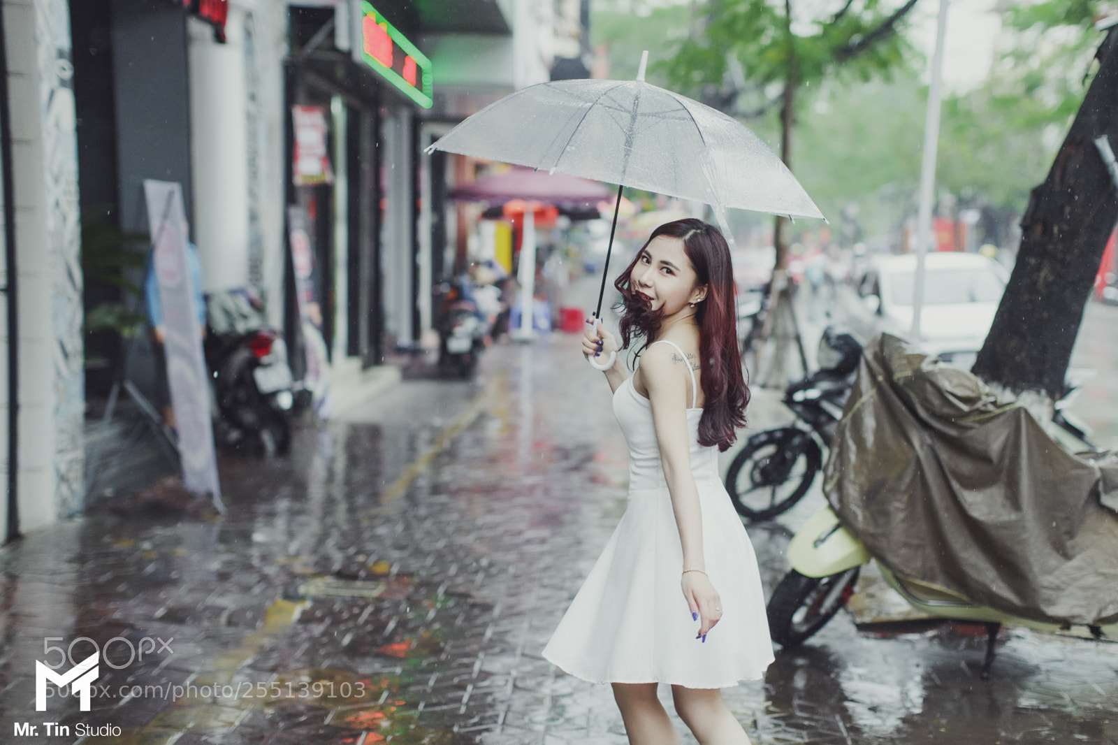Canon EOS-1D X sample photo. Rain photography