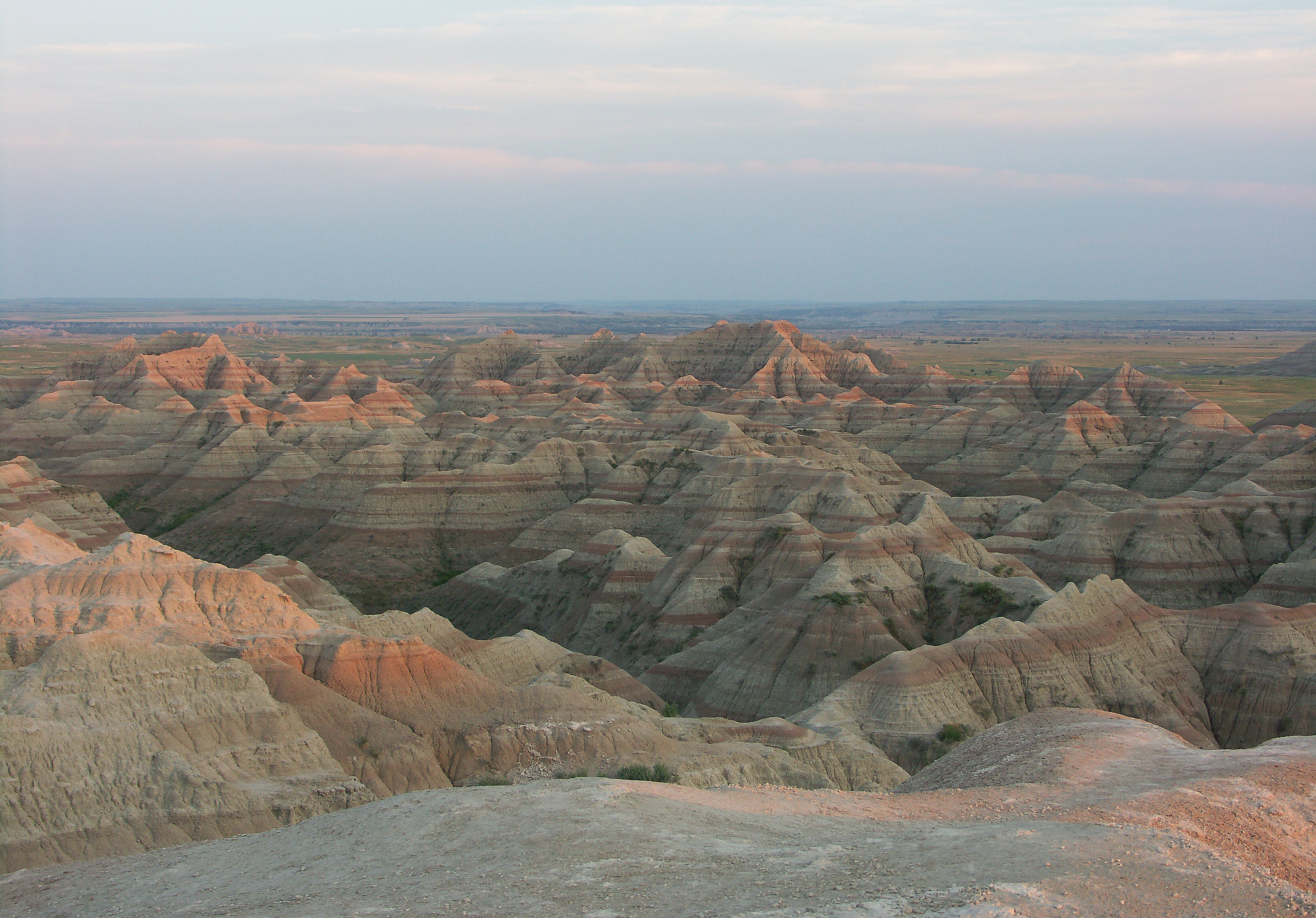 KONICA MINOLTA DiMAGE A2 sample photo. Sunset badlands photography