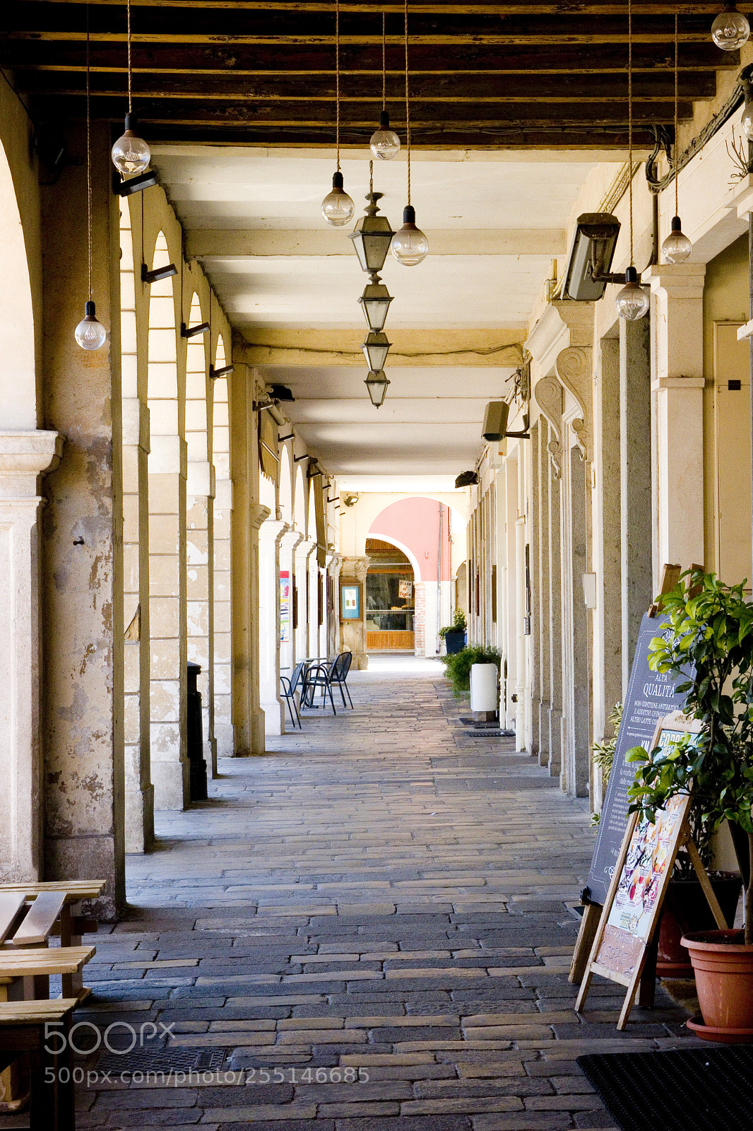 Canon EOS 80D sample photo. Arcades in montagnana photography