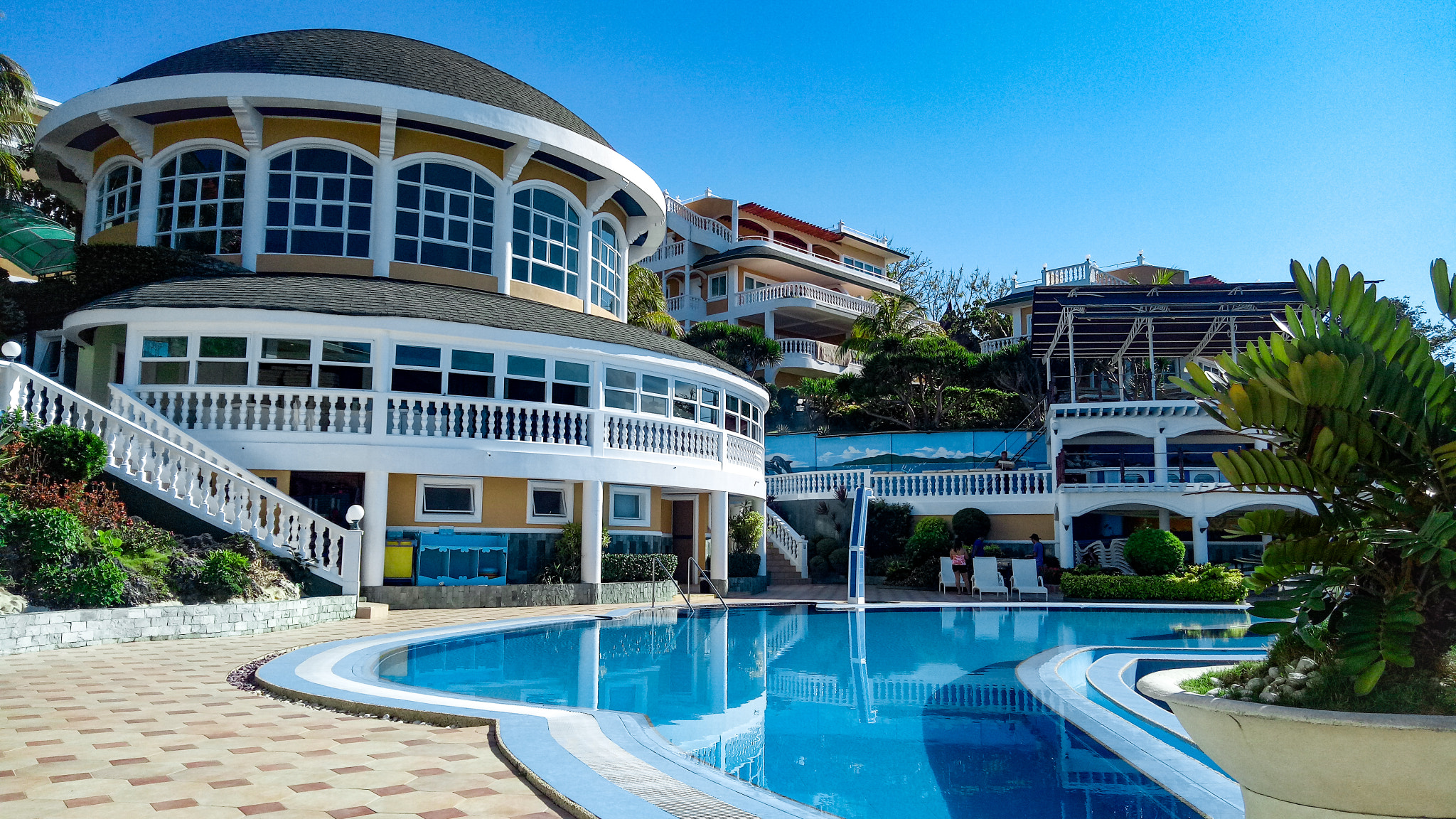 OPPO CPH1609 sample photo. Monaco suites de boracay photography