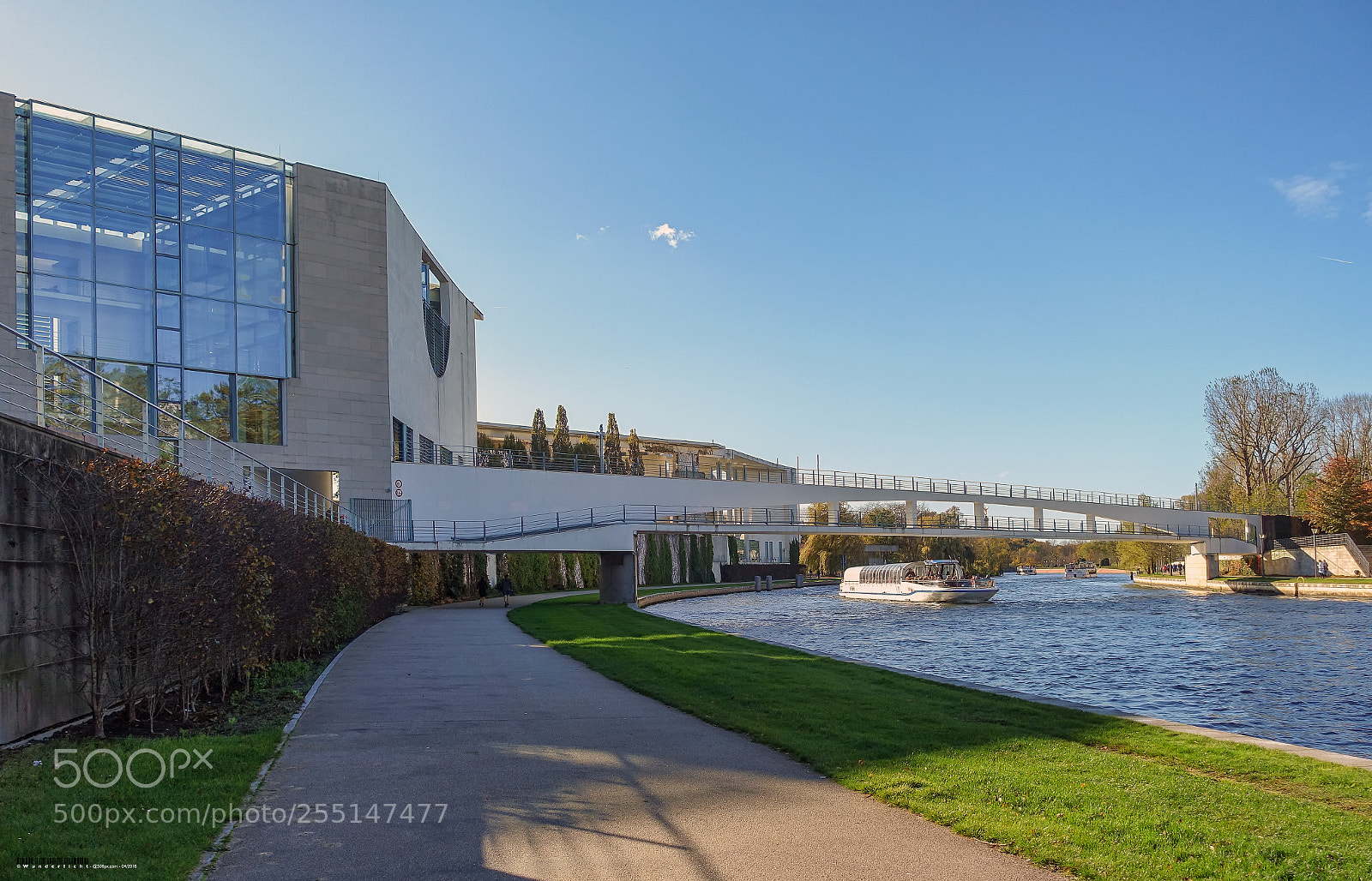 Sony Cyber-shot DSC-RX100 III sample photo. Spreebogen photography