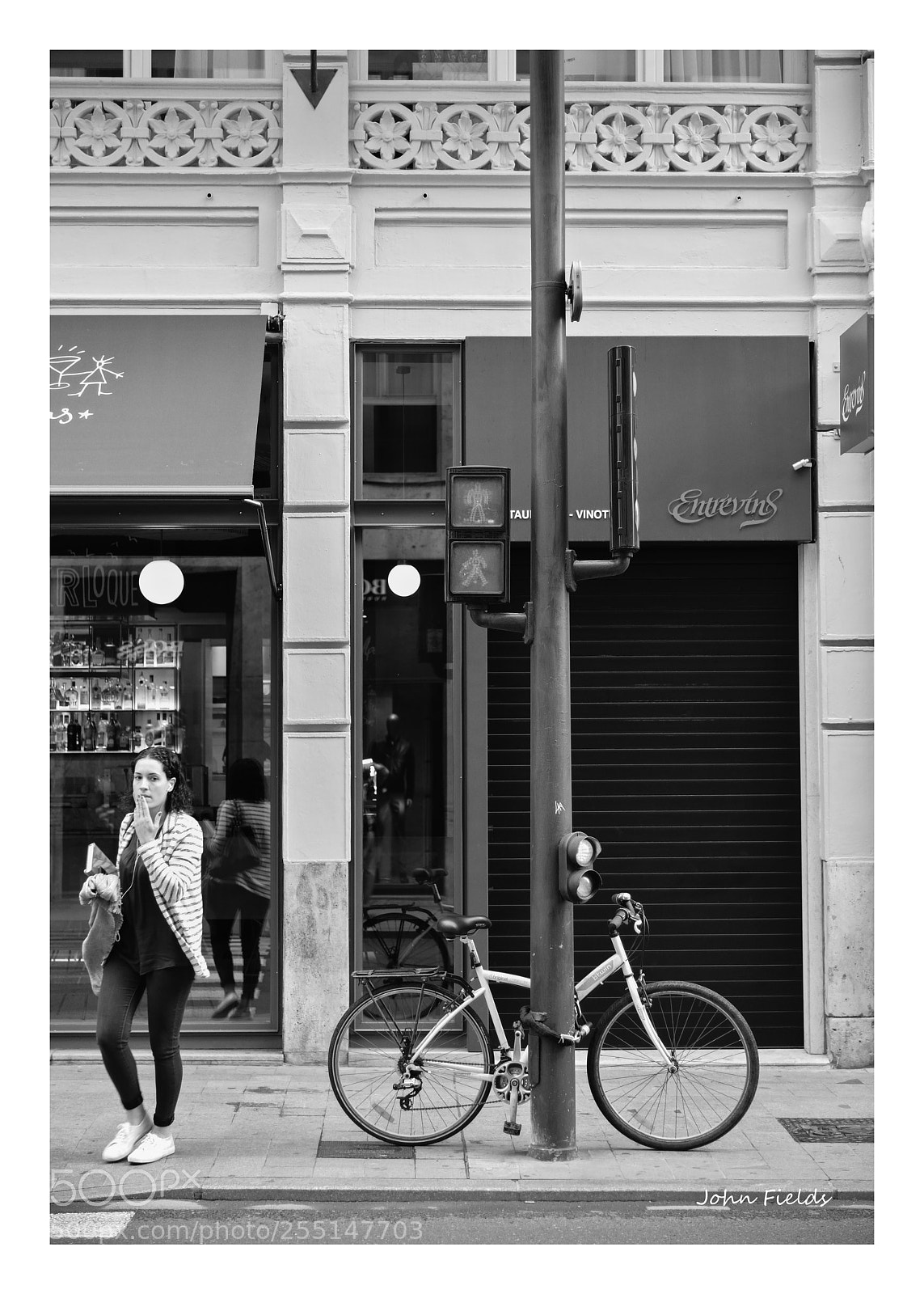 Nikon D800 sample photo. Street scene (valència) photography