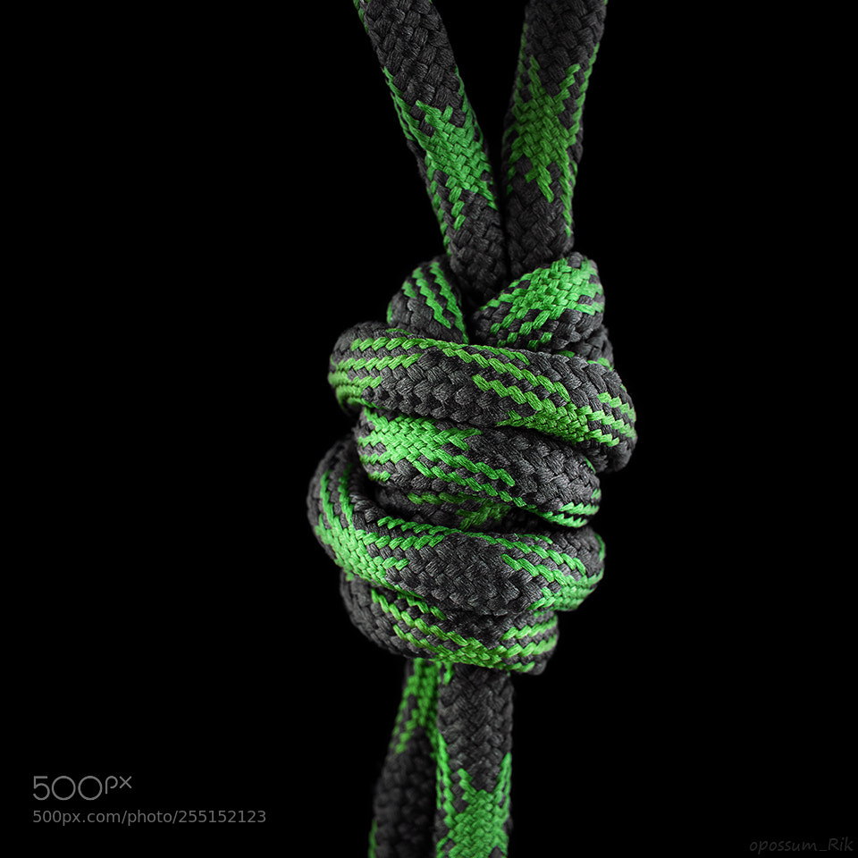 Panasonic Lumix DMC-FZ1000 sample photo. Shoelaces photography