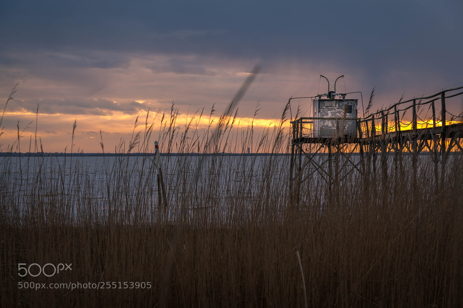 Canon EOS 5D Mark II sample photo. Les carrelets de l'estuaire. photography