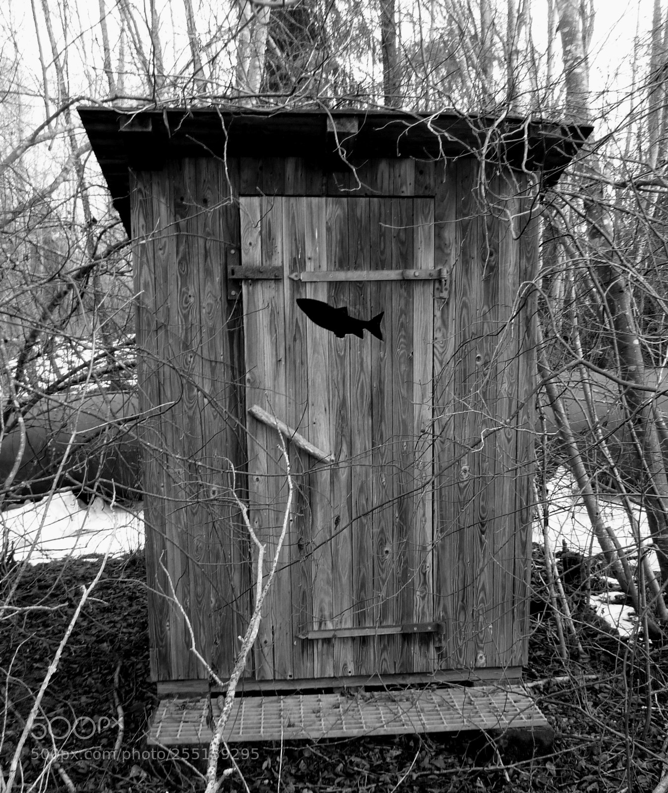 Panasonic DMC-TZ7 sample photo. Abandoneed and junk photography