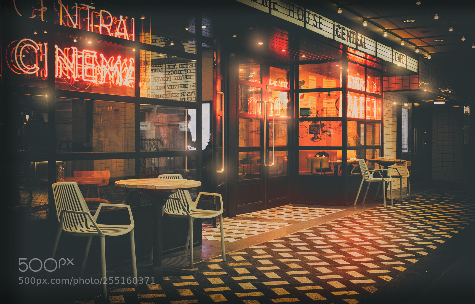 Canon EOS 5D Mark IV sample photo. Central cinema, london #3 photography