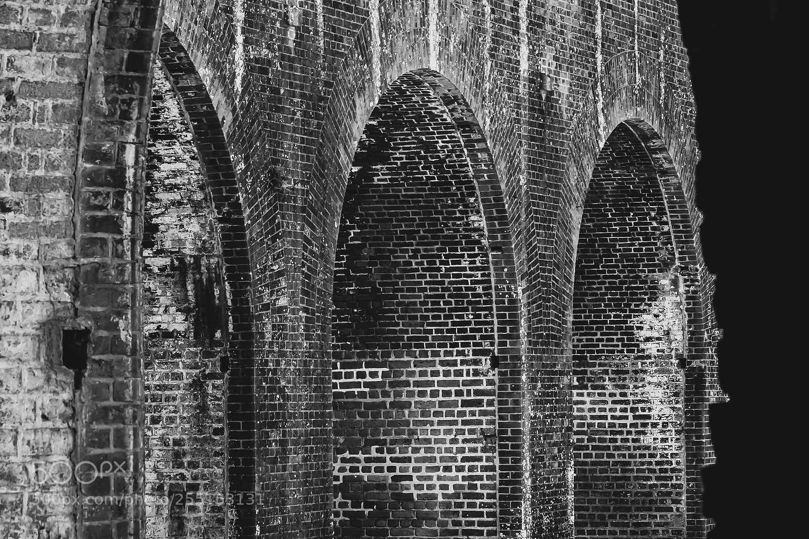 Nikon D5500 sample photo. Iron, steel, brick and photography