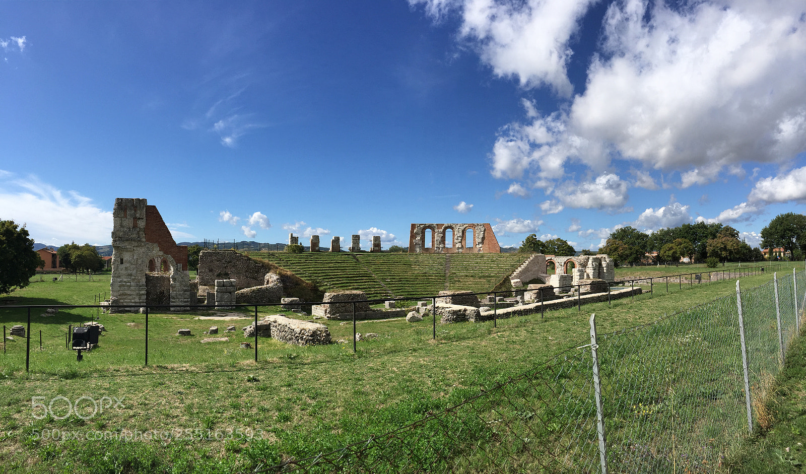 Apple iPhone 6 sample photo. Trip to umbria and photography