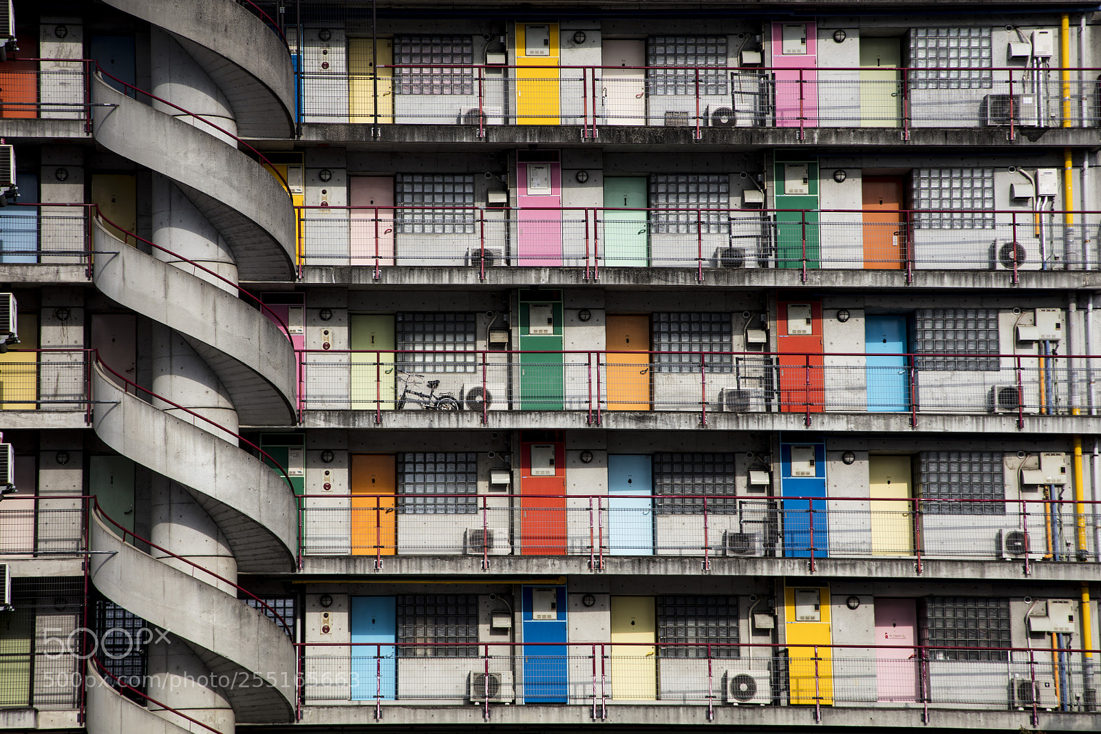 Canon EOS 5DS R sample photo. レジデンス photography