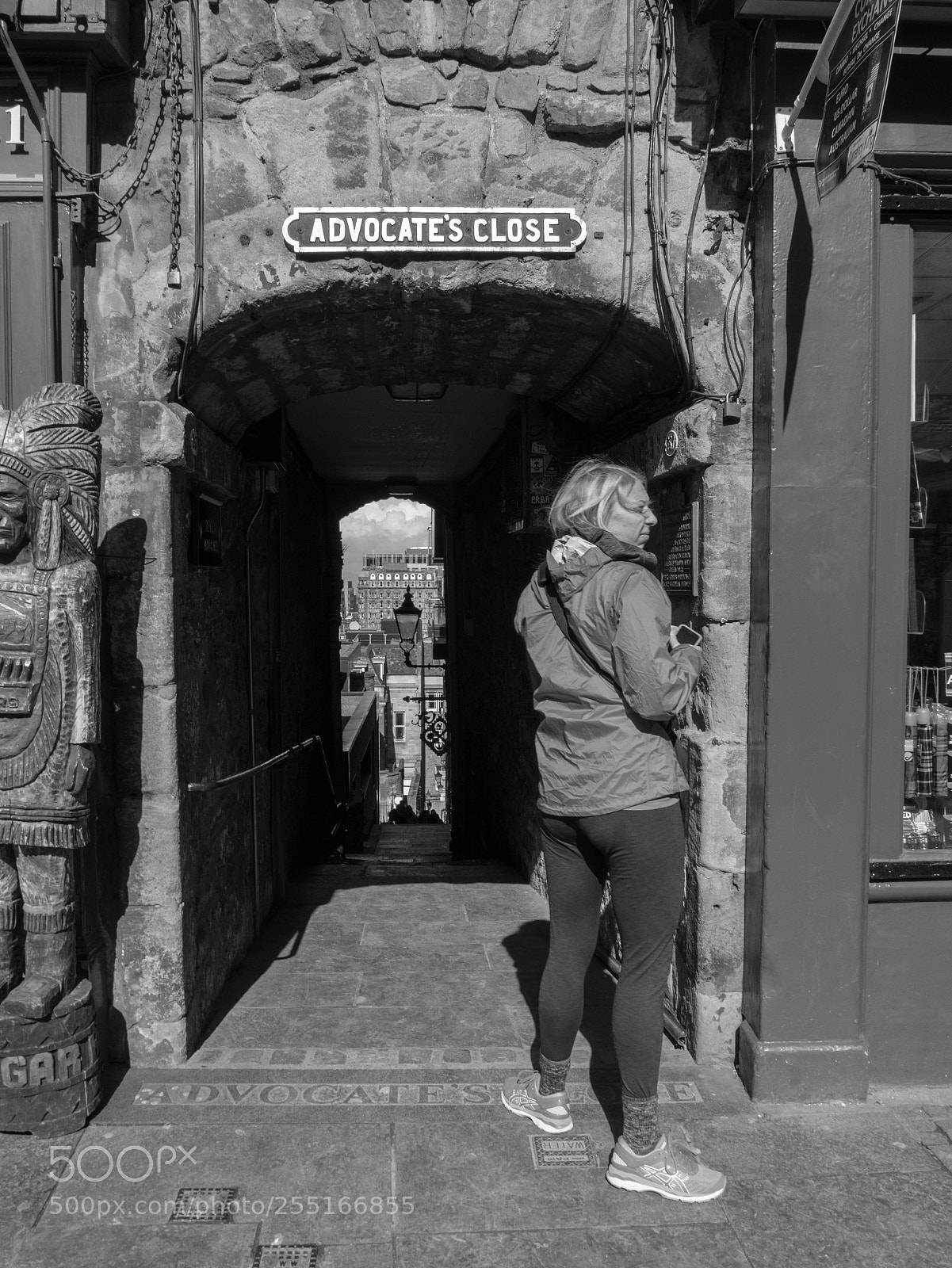Panasonic Lumix DMC-GX8 sample photo. -1803_royal mile monochrome018018.jpg photography