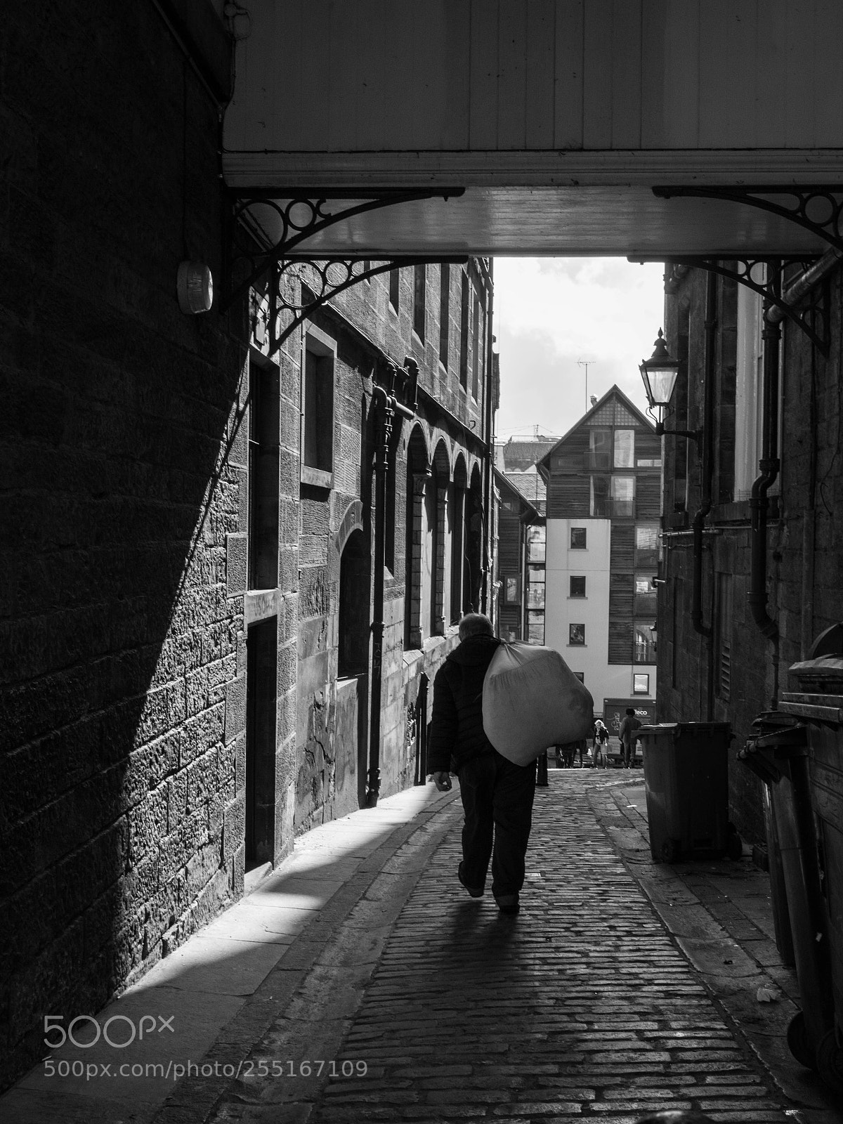 Panasonic Lumix DMC-GX8 sample photo. -1803_royal mile monochrome065065.jpg photography
