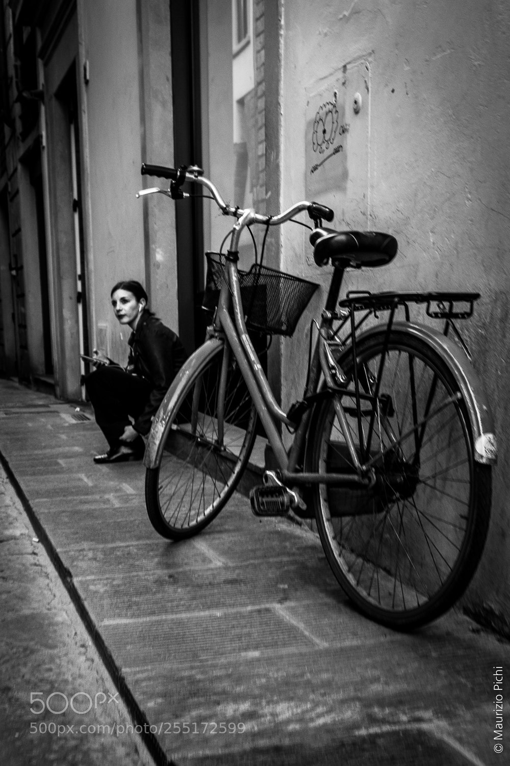 Sony a6000 sample photo. Street composition photography
