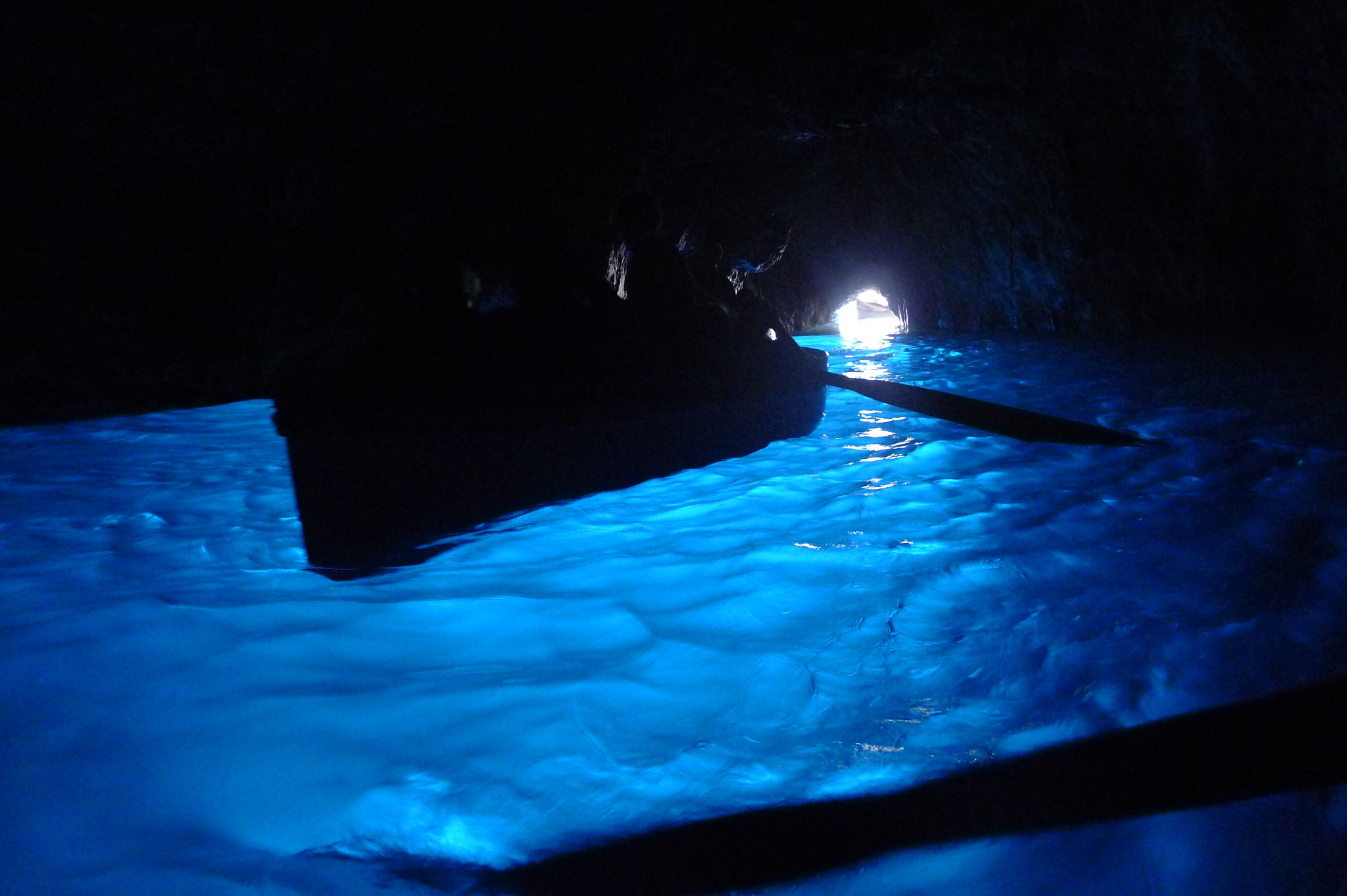 Panasonic Lumix DMC-LX5 sample photo. Blue grotto  photography