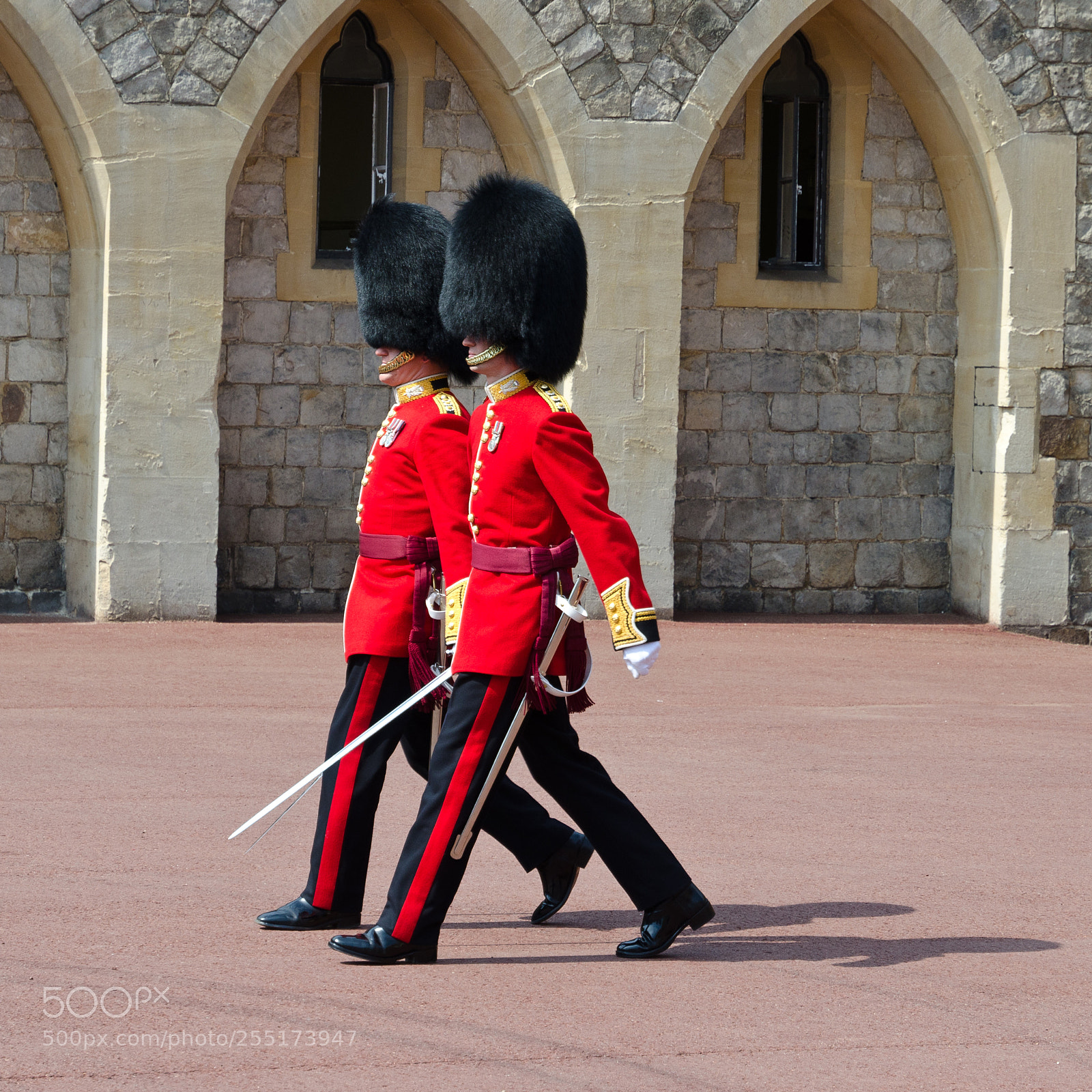 Nikon D7000 sample photo. Guardsman at windsor castle photography