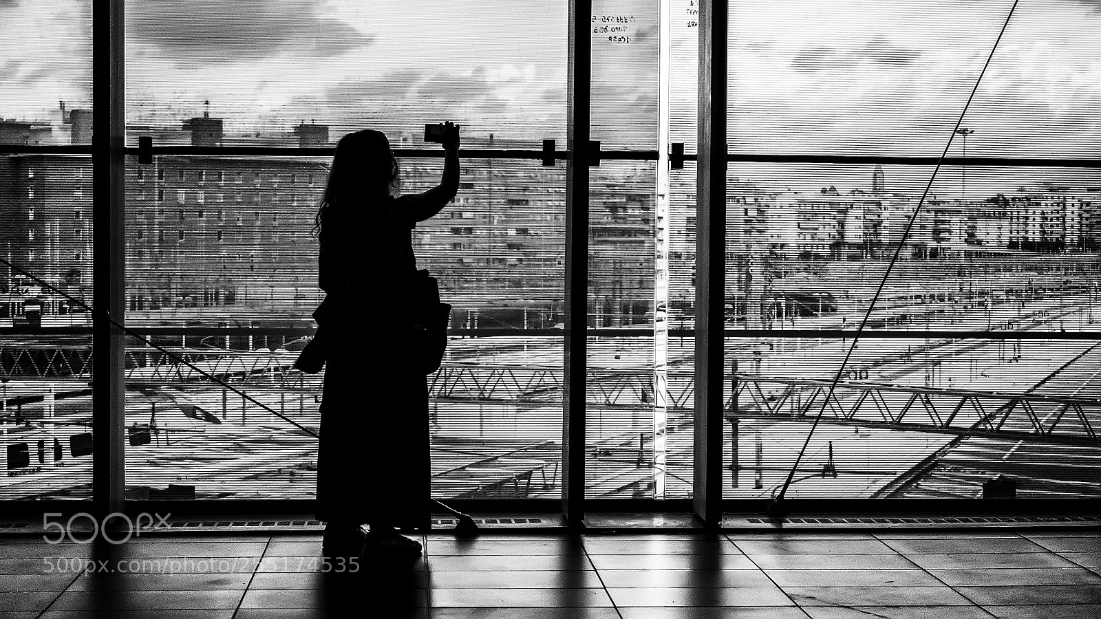 Olympus OM-D E-M10 II sample photo. Railway station #685 photography