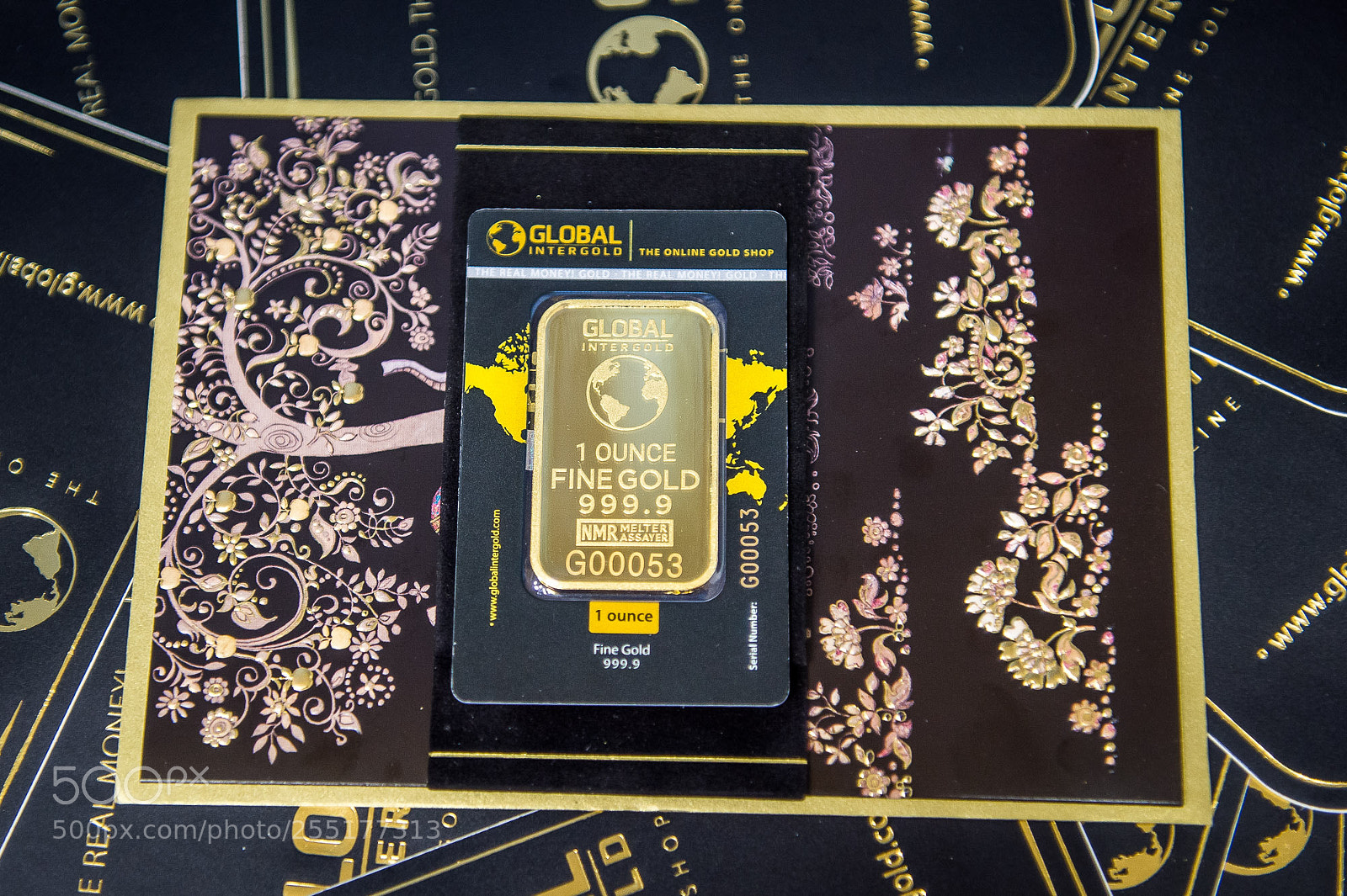 Nikon D4 sample photo. Gold bars shop photography