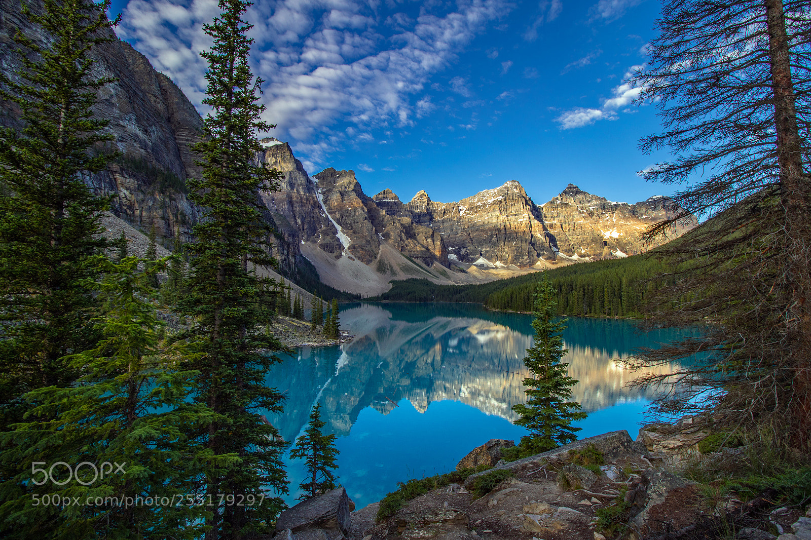 Canon EOS 7D Mark II sample photo. Moraine lake photography