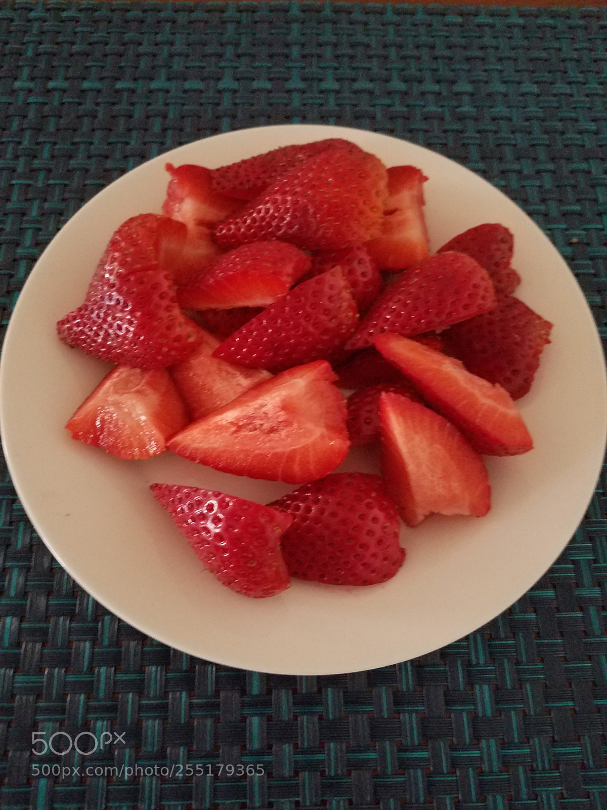 Samsung Galaxy S7 sample photo. Strawberries.jpg photography