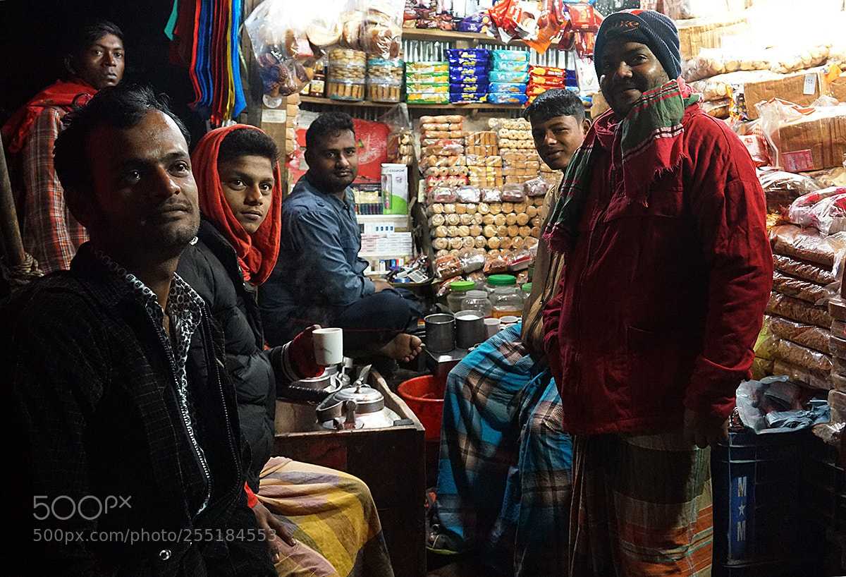 Sony a6000 sample photo. Early morning market in photography