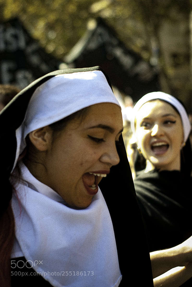 Nikon D3000 sample photo. Monjas photography