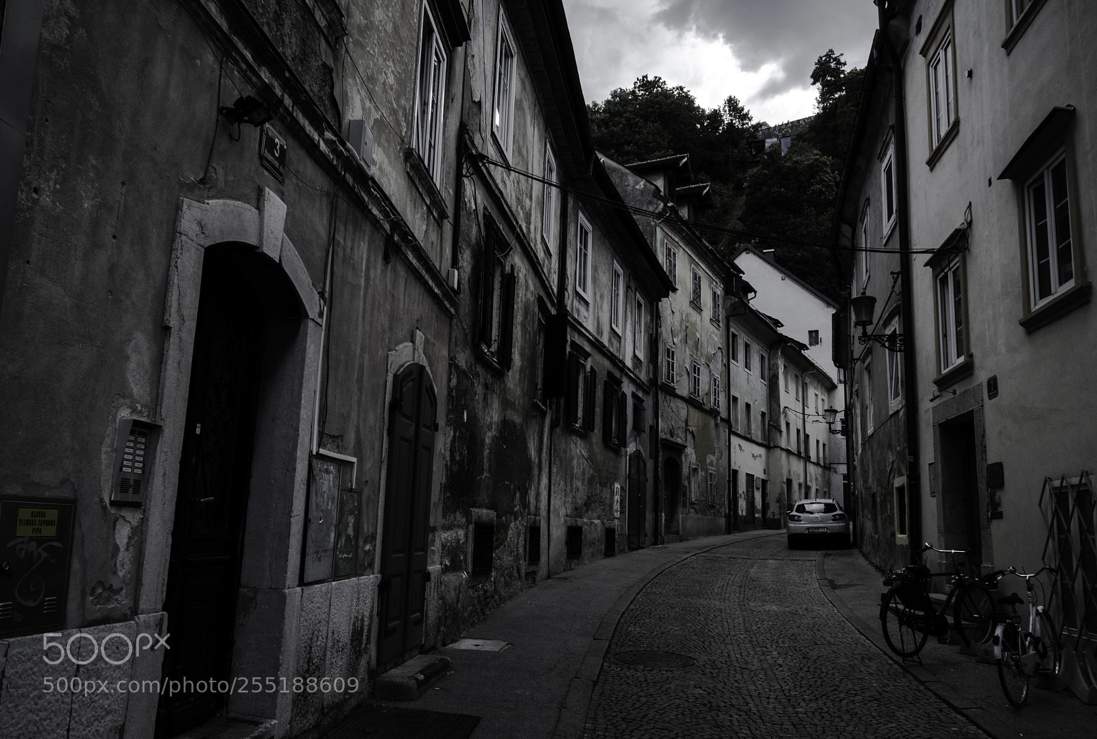 Nikon D3200 sample photo. Side street in llubjana photography