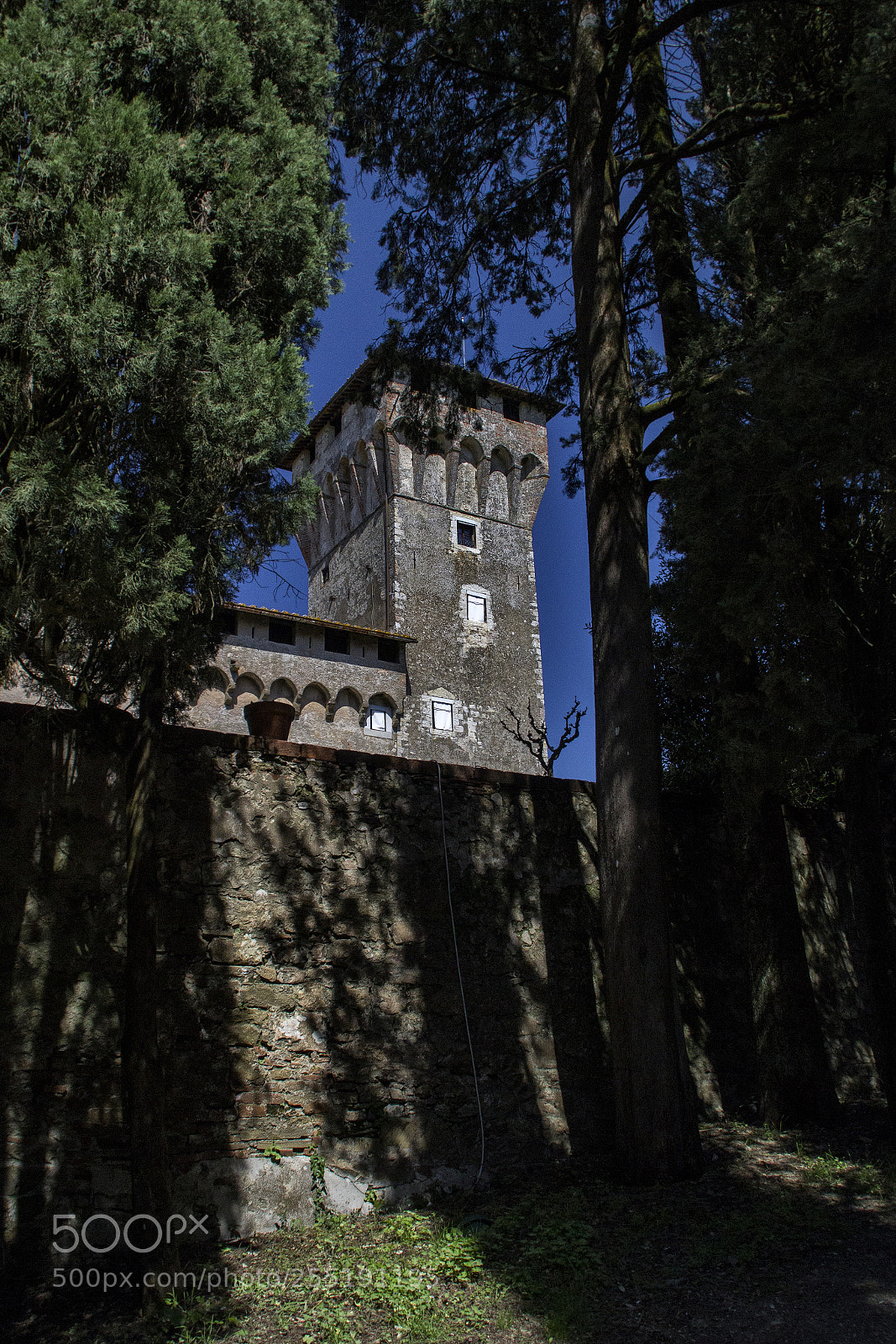 Canon EOS 60D sample photo. Trebbio castle in tuscany photography