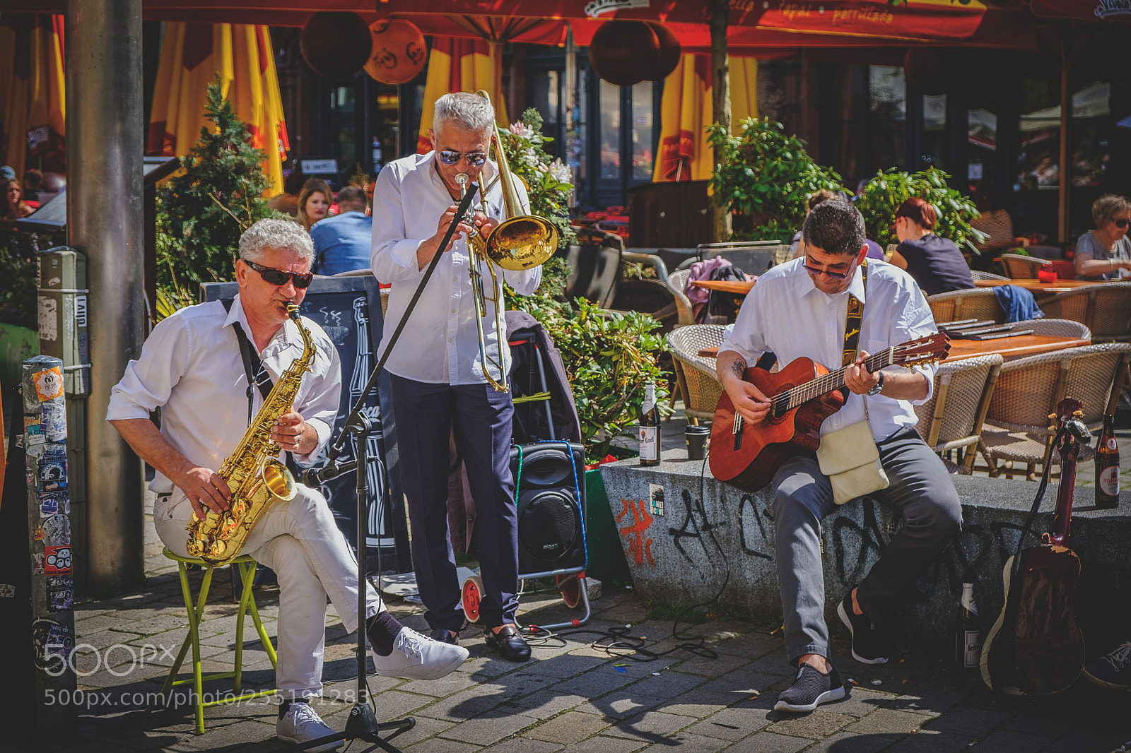 Fujifilm X-T20 sample photo. Musik am hackeschen markt photography