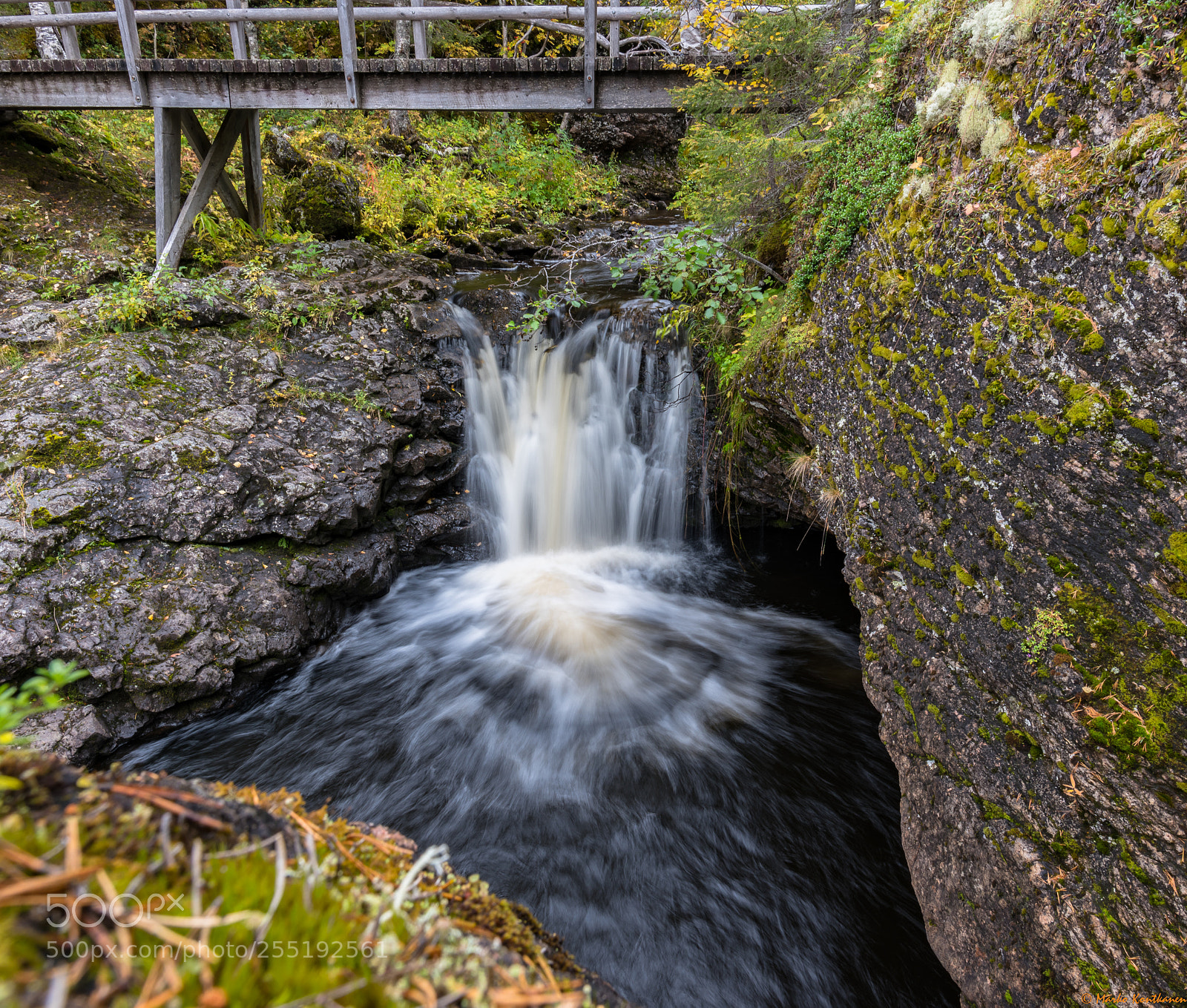 Nikon D810 sample photo. Tiny waterfall photography
