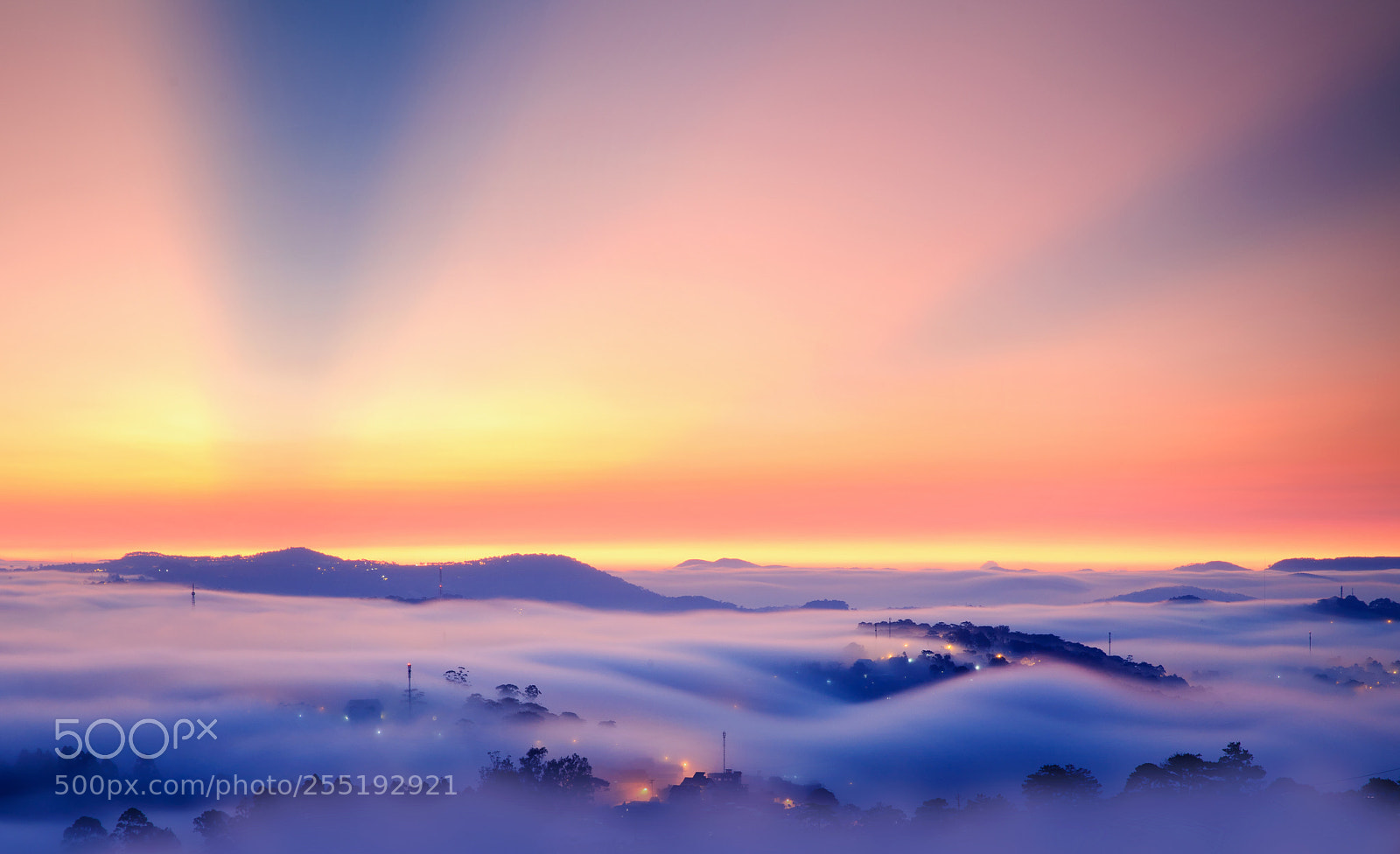 Canon EOS 5D Mark IV sample photo. Dawn at da lat photography