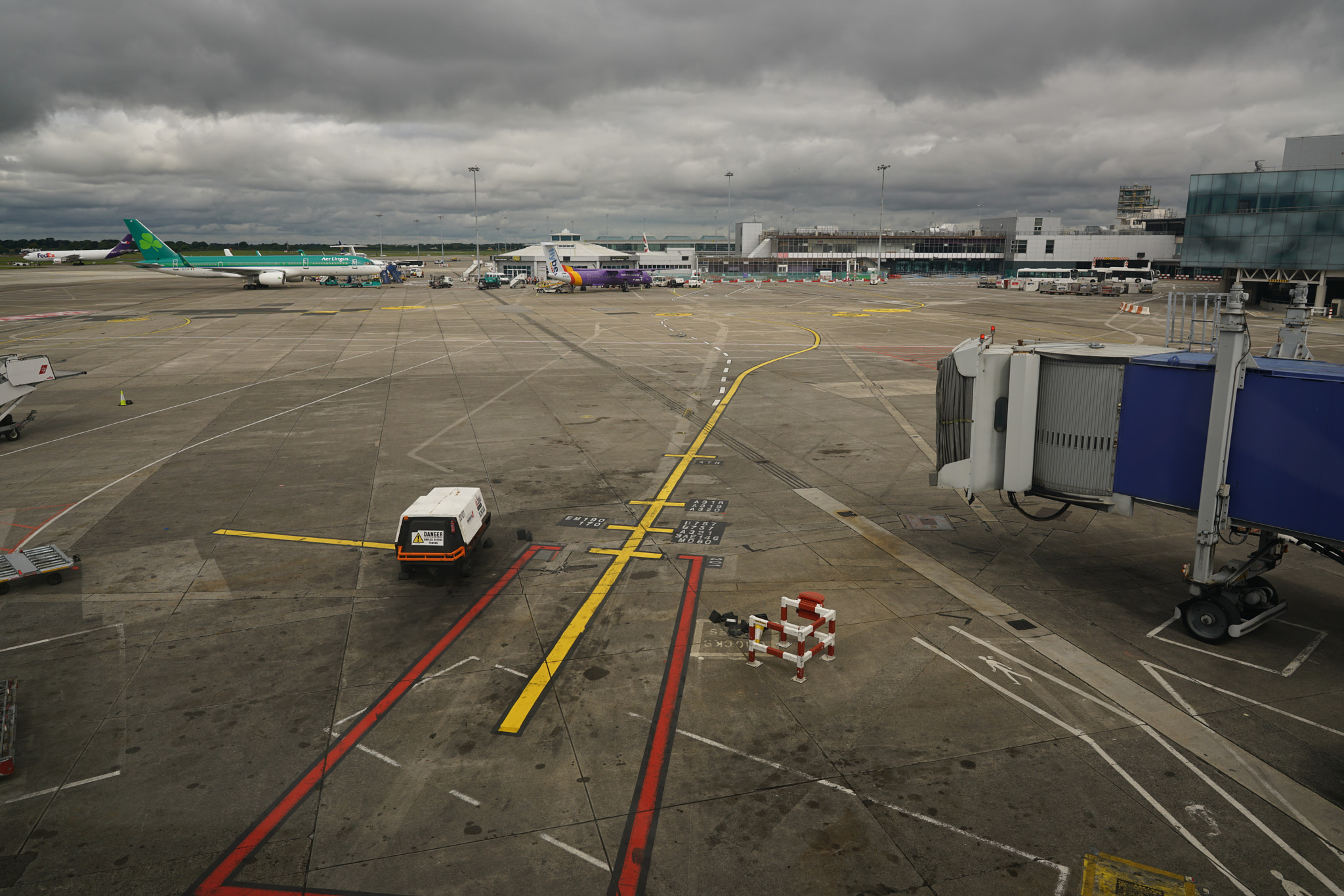 ZEISS Batis 25mm F2 sample photo. Dublin airport, before the rain photography