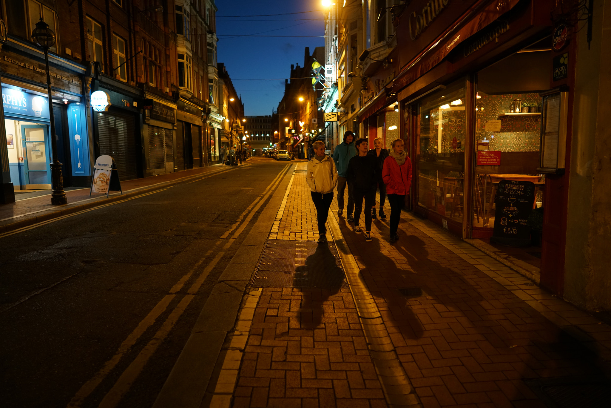 ZEISS Batis 25mm F2 sample photo. Night street in dublin photography