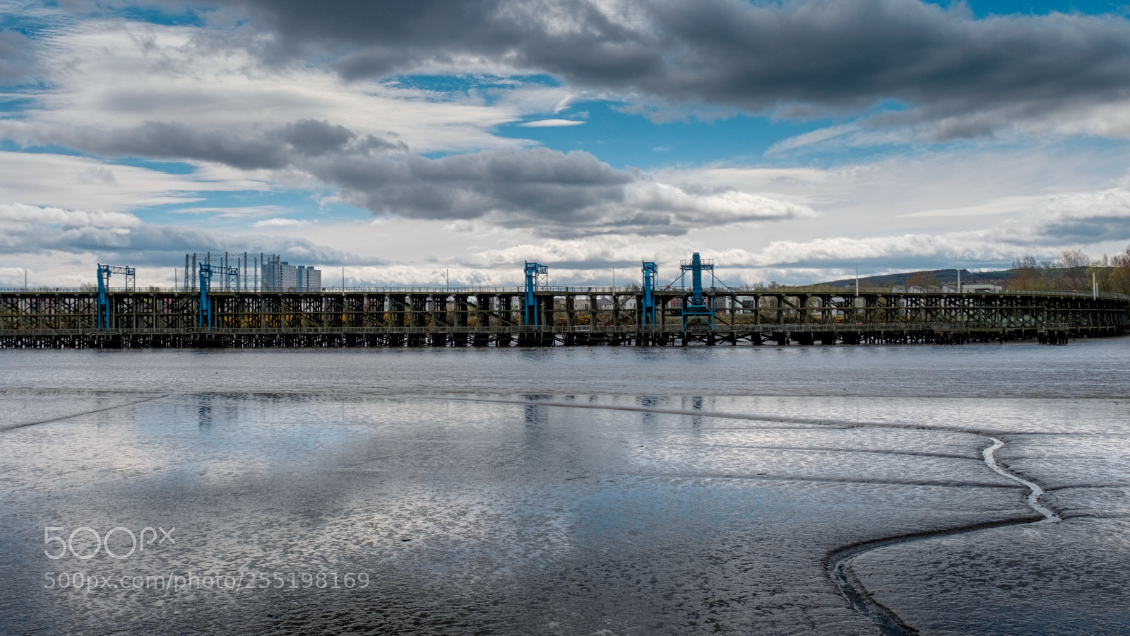 Fujifilm X-Pro2 sample photo. Gateshead staithes photography