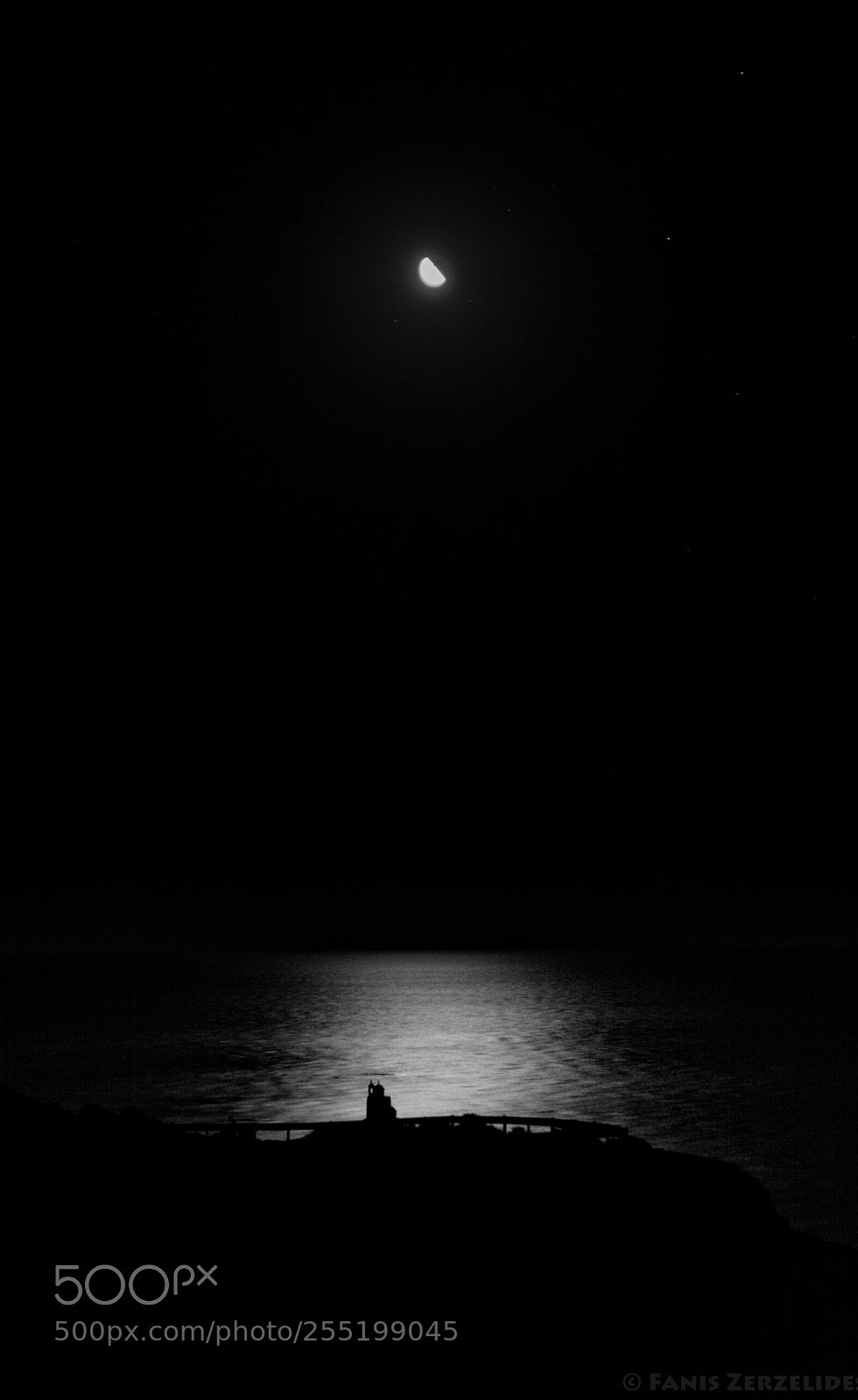 Nikon D5200 sample photo. Moon reflection photography