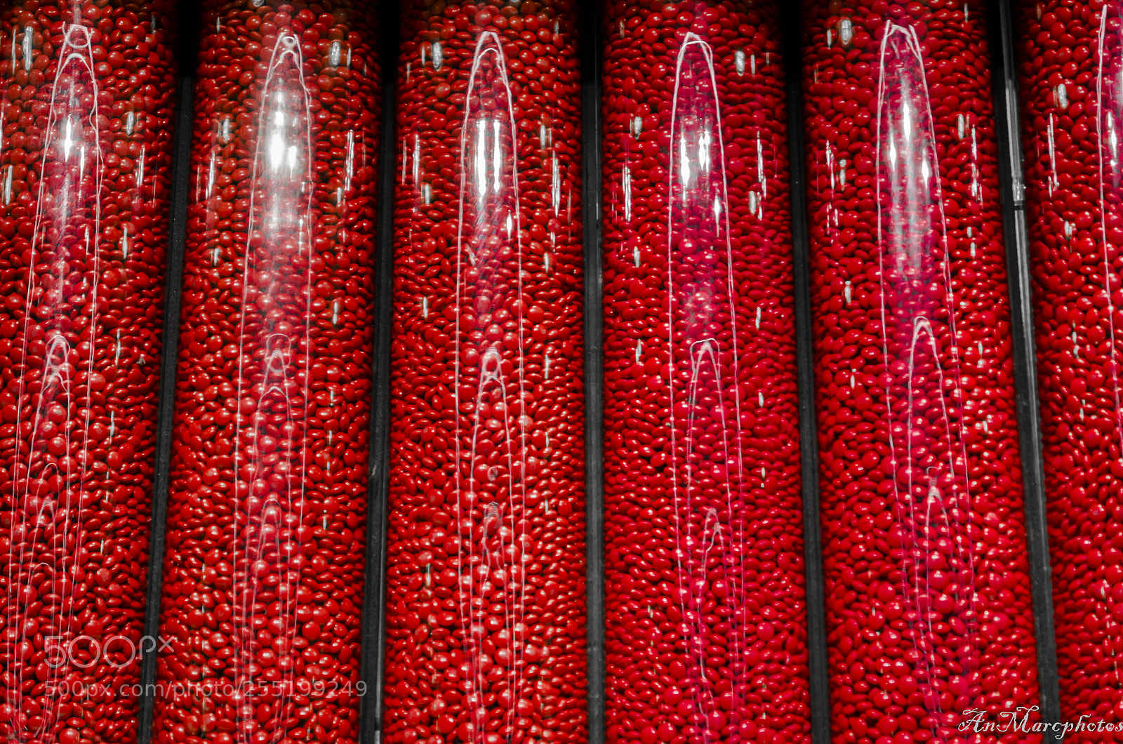 Nikon D7000 sample photo. M&m's londres photography