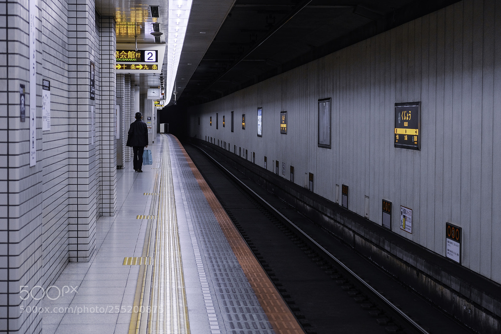 Fujifilm X-E3 sample photo. Subway solitude photography