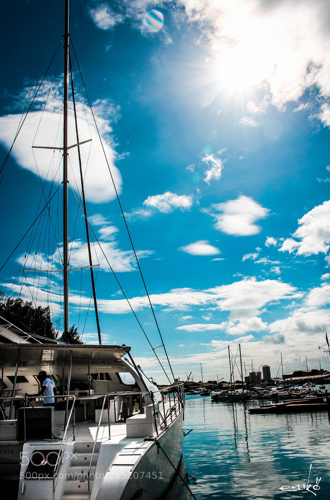 Canon EOS 700D (EOS Rebel T5i / EOS Kiss X7i) sample photo. Blue photography