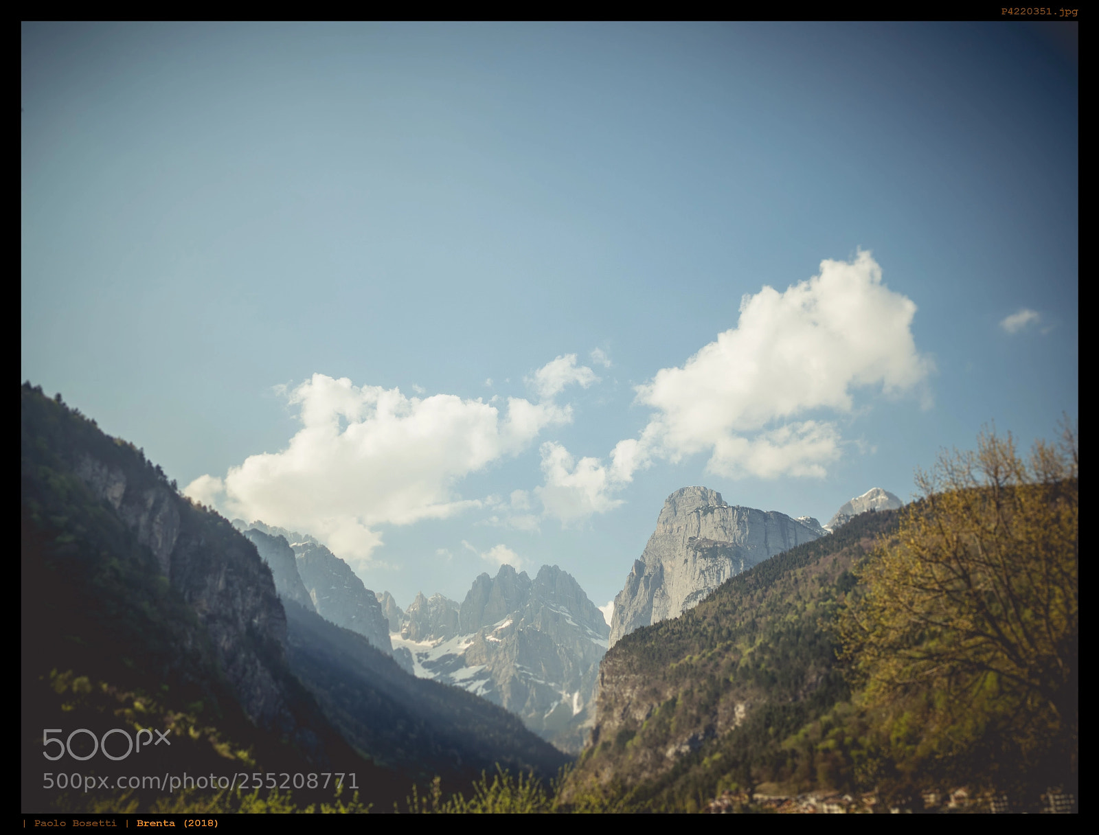 Olympus OM-D E-M5 II sample photo. Brenta (2018) photography