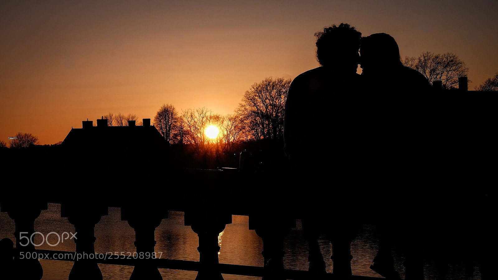 Fujifilm X-T10 sample photo. Sunset on the weeks photography