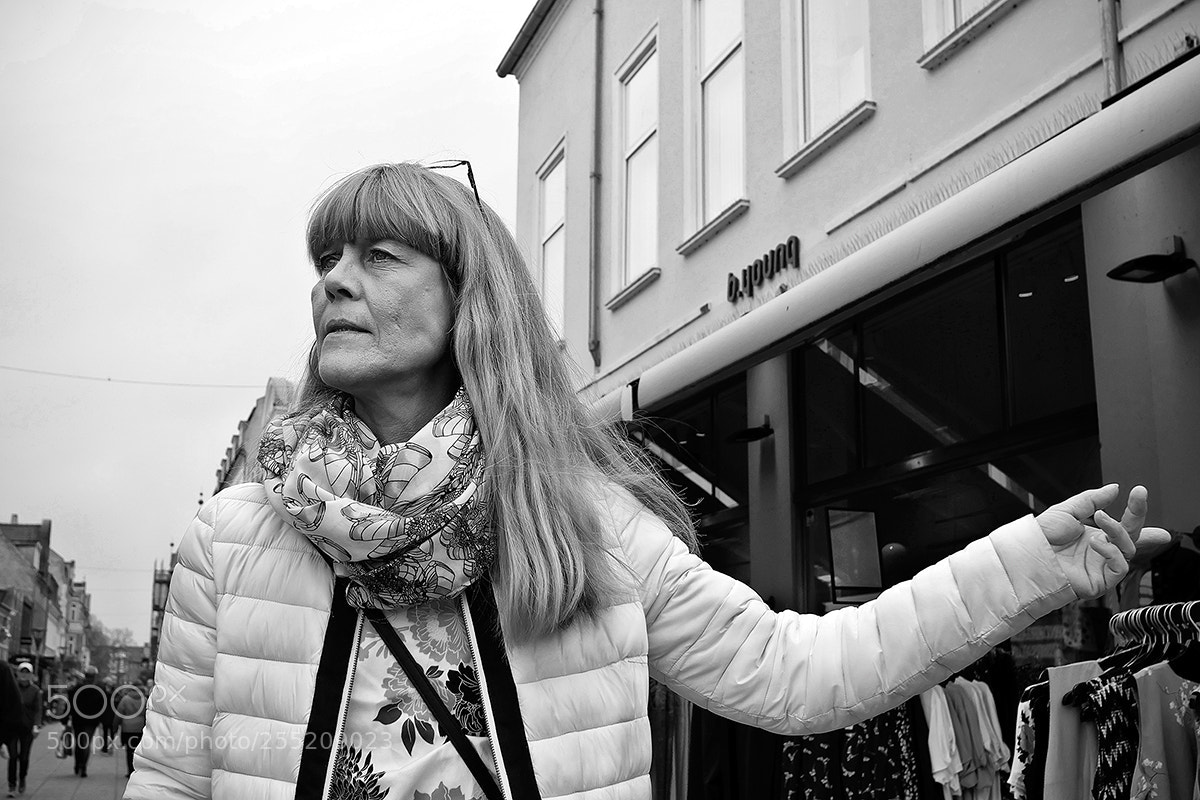Fujifilm X-Pro2 sample photo. Sale over there photography