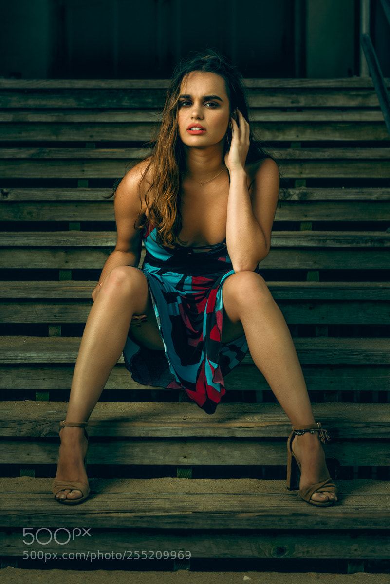 Nikon D810 sample photo. Girl on the steps photography
