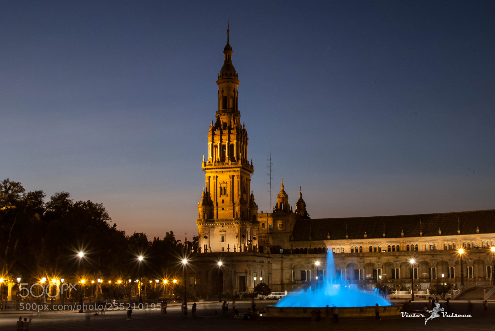 Nikon D3000 sample photo. Torre norte, plaza de photography