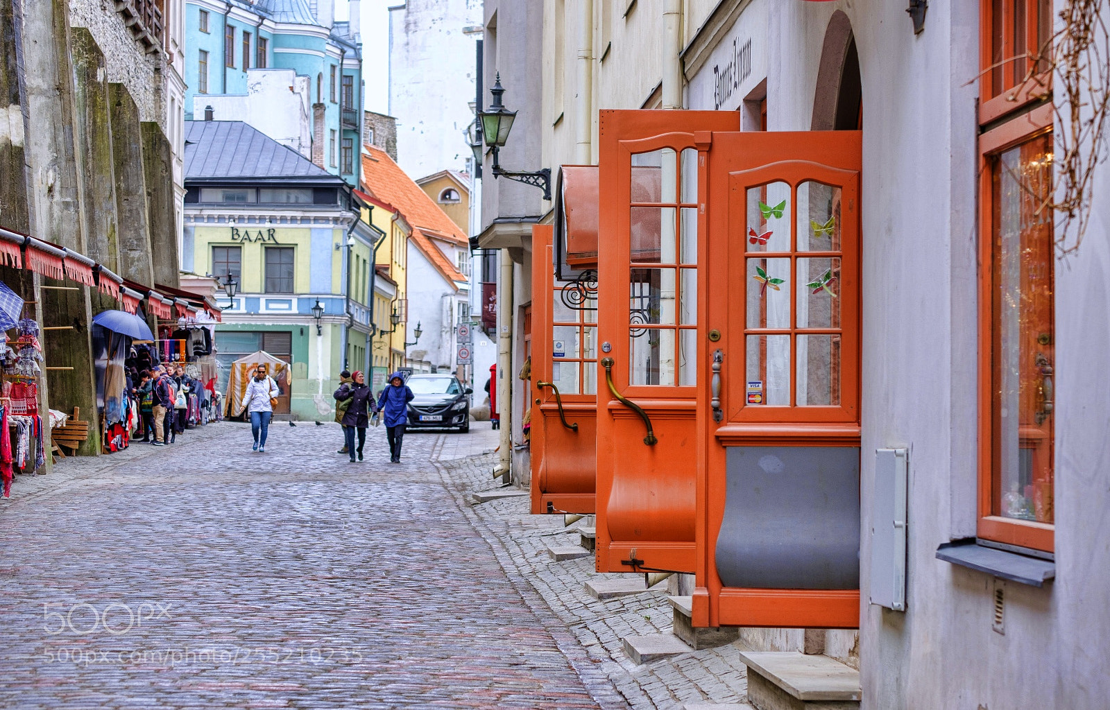 Fujifilm X-T20 sample photo. Orange doors photography