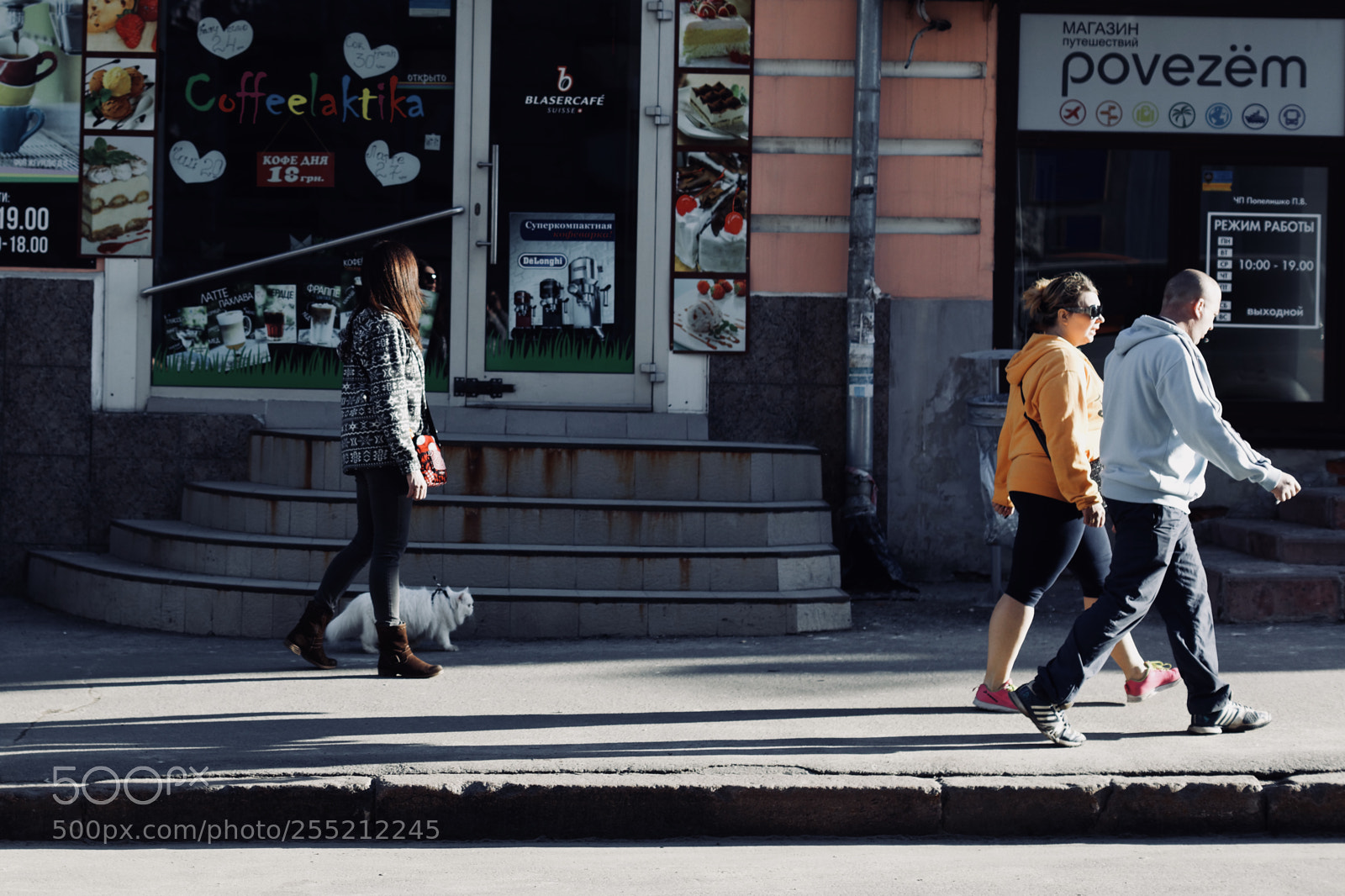 Canon EOS 5DS sample photo. People and a cat photography