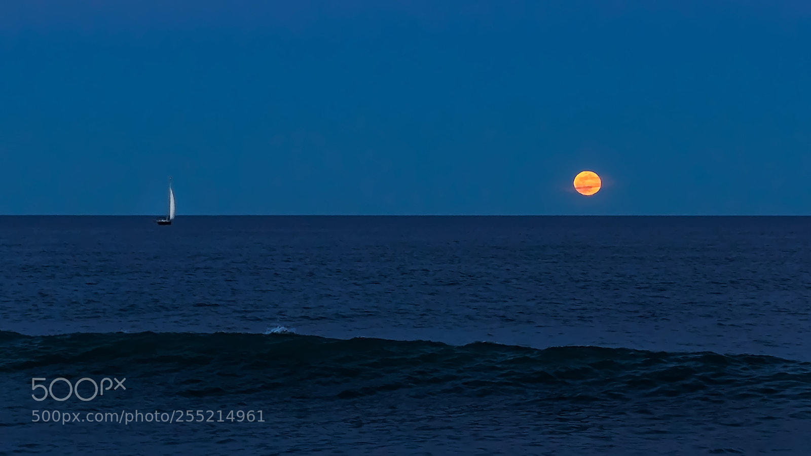 Canon EOS 700D (EOS Rebel T5i / EOS Kiss X7i) sample photo. Sagunto's blue moon photography