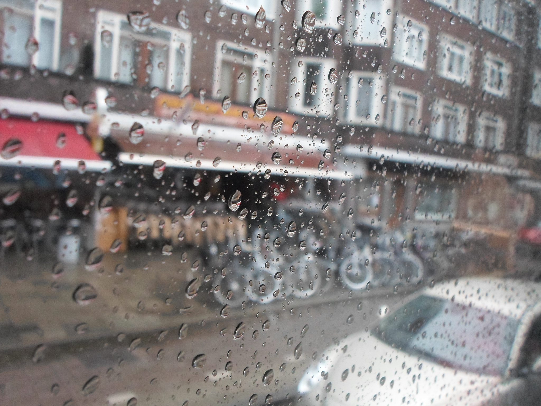 Samsung ST66 / ST68 sample photo. Rainy day photography
