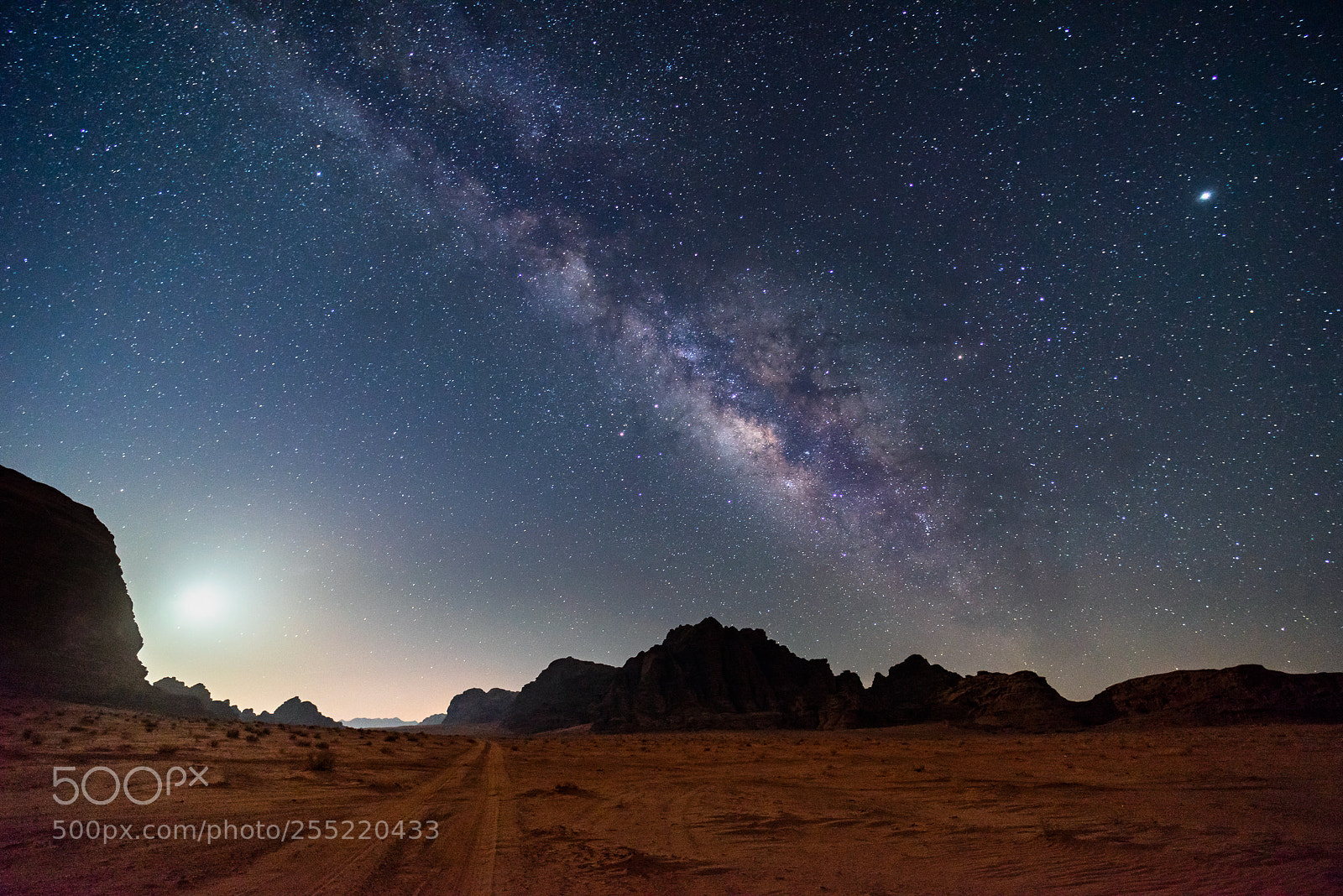 Sony a7R sample photo. Interplanetary photography