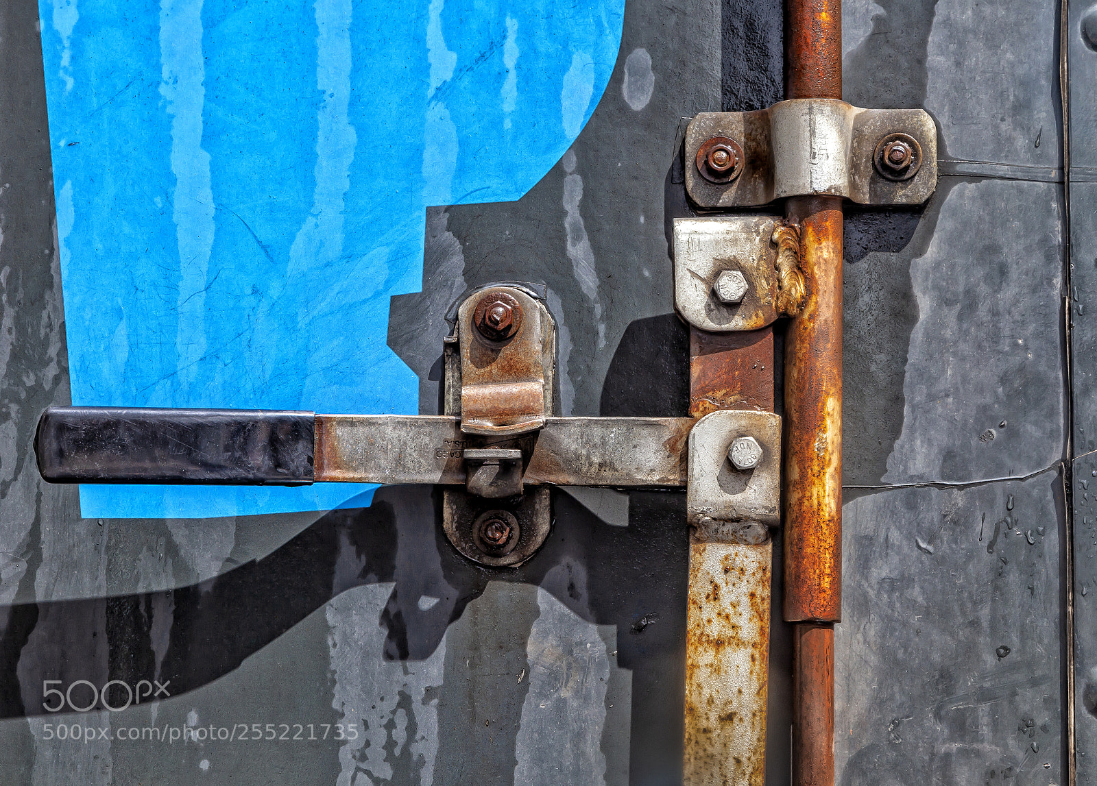 Canon EOS 5D Mark II sample photo. Detail of truck latch photography