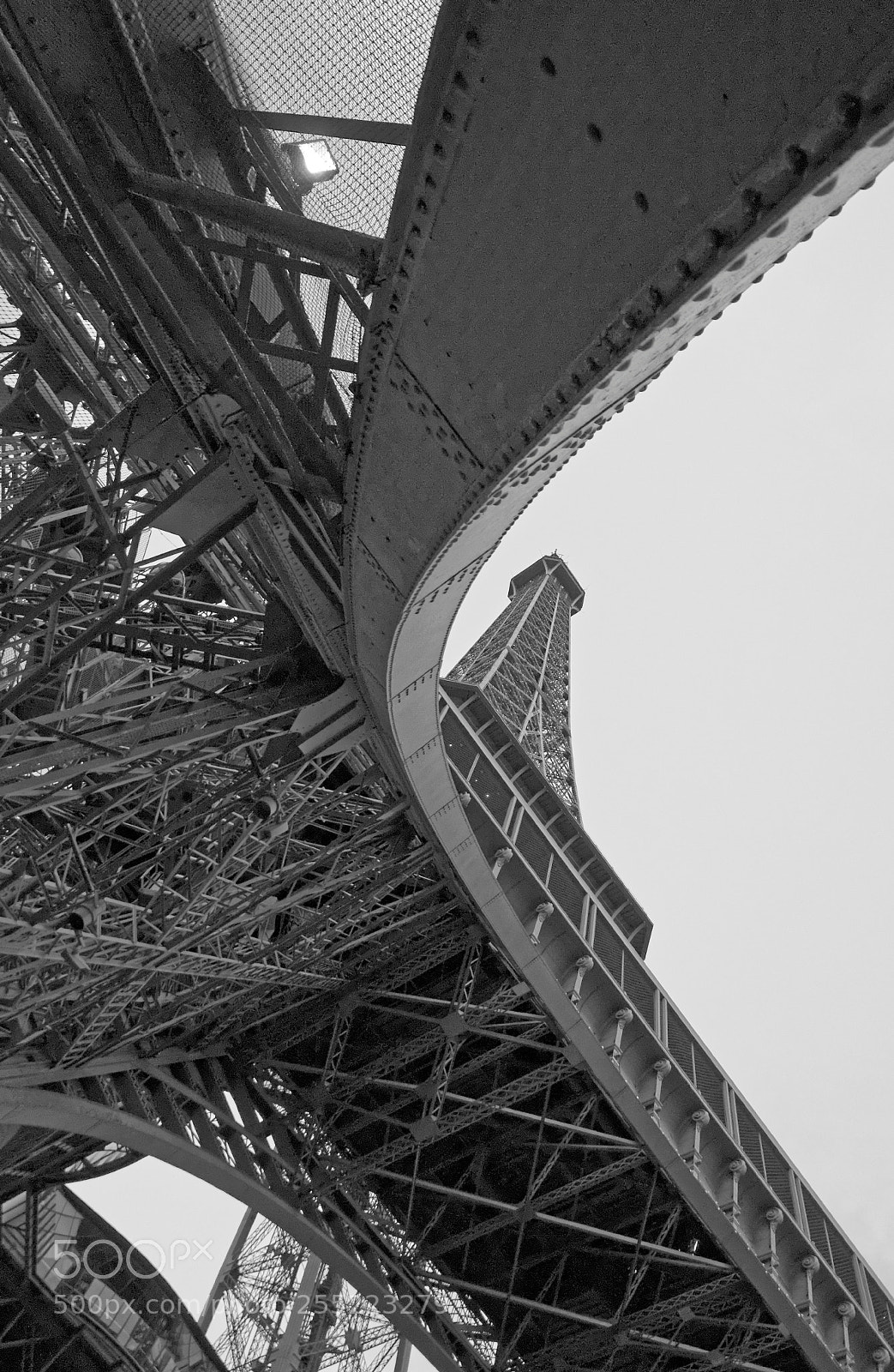 Canon EOS 70D sample photo. Eiffel tower foot photography